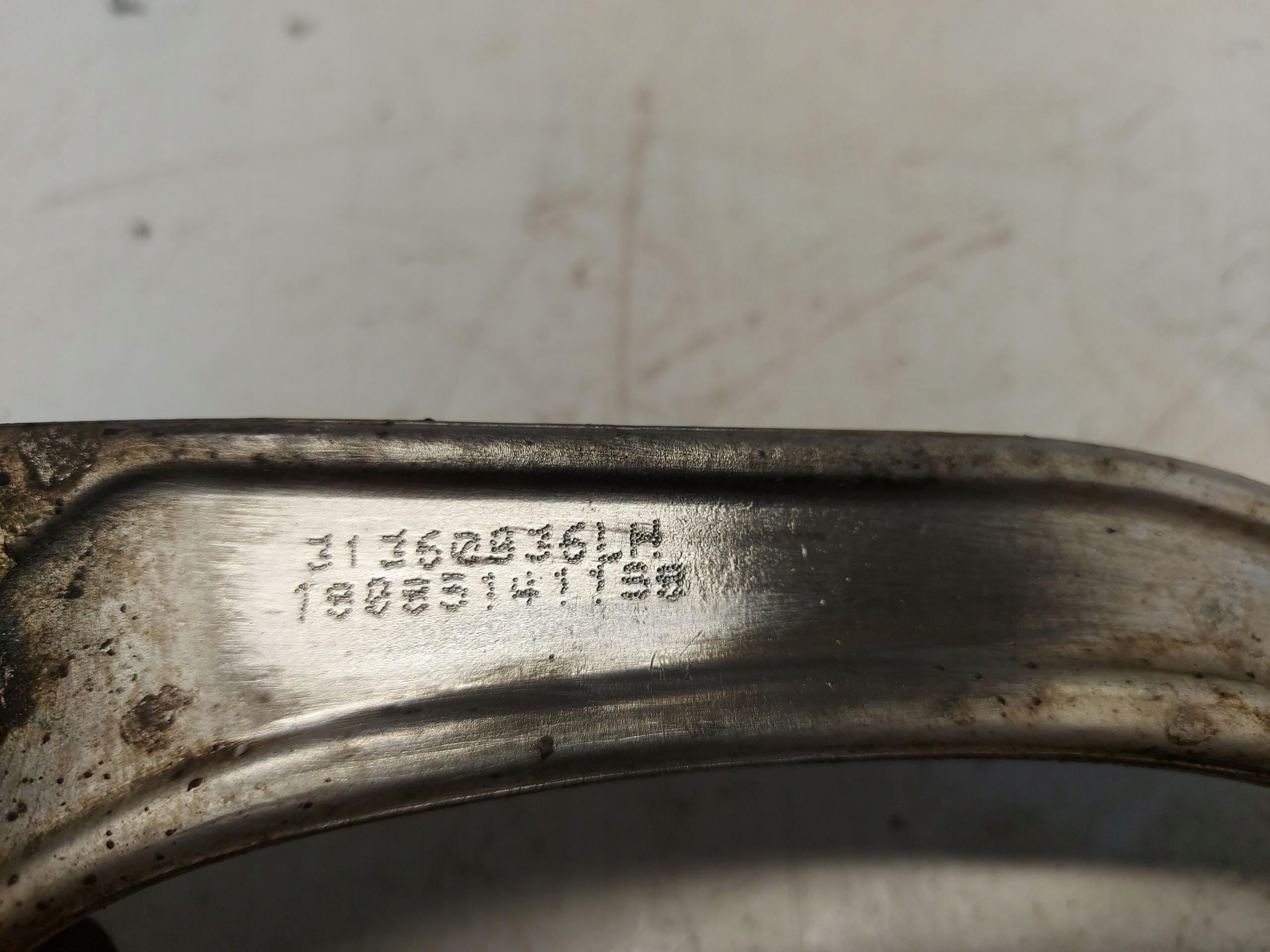 VOLVO S90 D5 sedan arm left front upper
