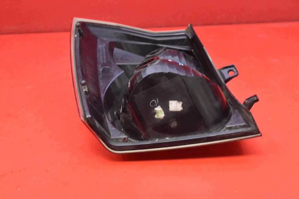 light right rear part rear 05303752 DODGE CALIBER 1 and 5D HB 06-12