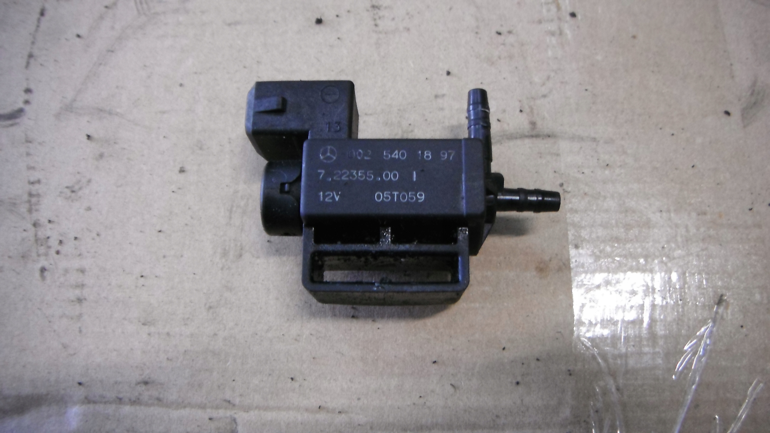 MERCEDES R ML C E S ZAWÓR PODCIŚNIENIE 0025401897