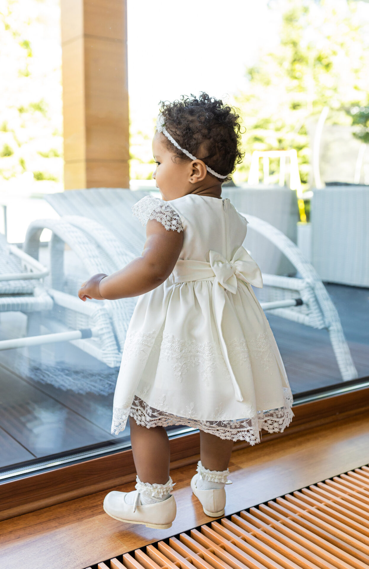 SUKIENKA TIFFANY Z KRÓTKIM RĘKAWEM - 62 Kolor beżowy