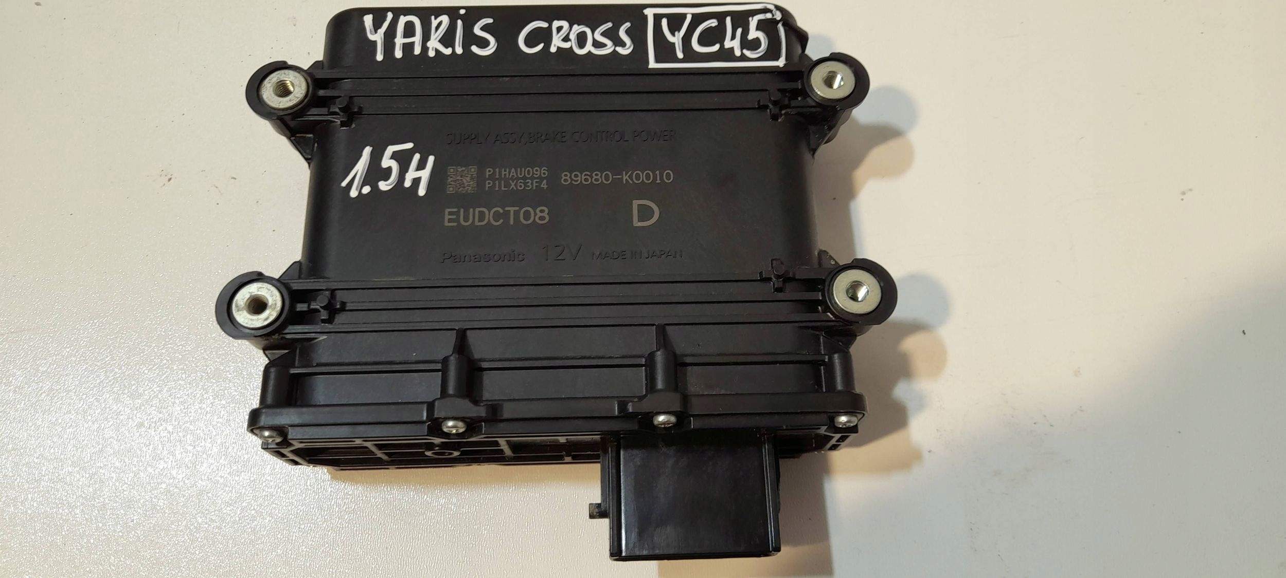 Toyota Yaris Cross module / control unit brakes 89680K0010 (YC45)