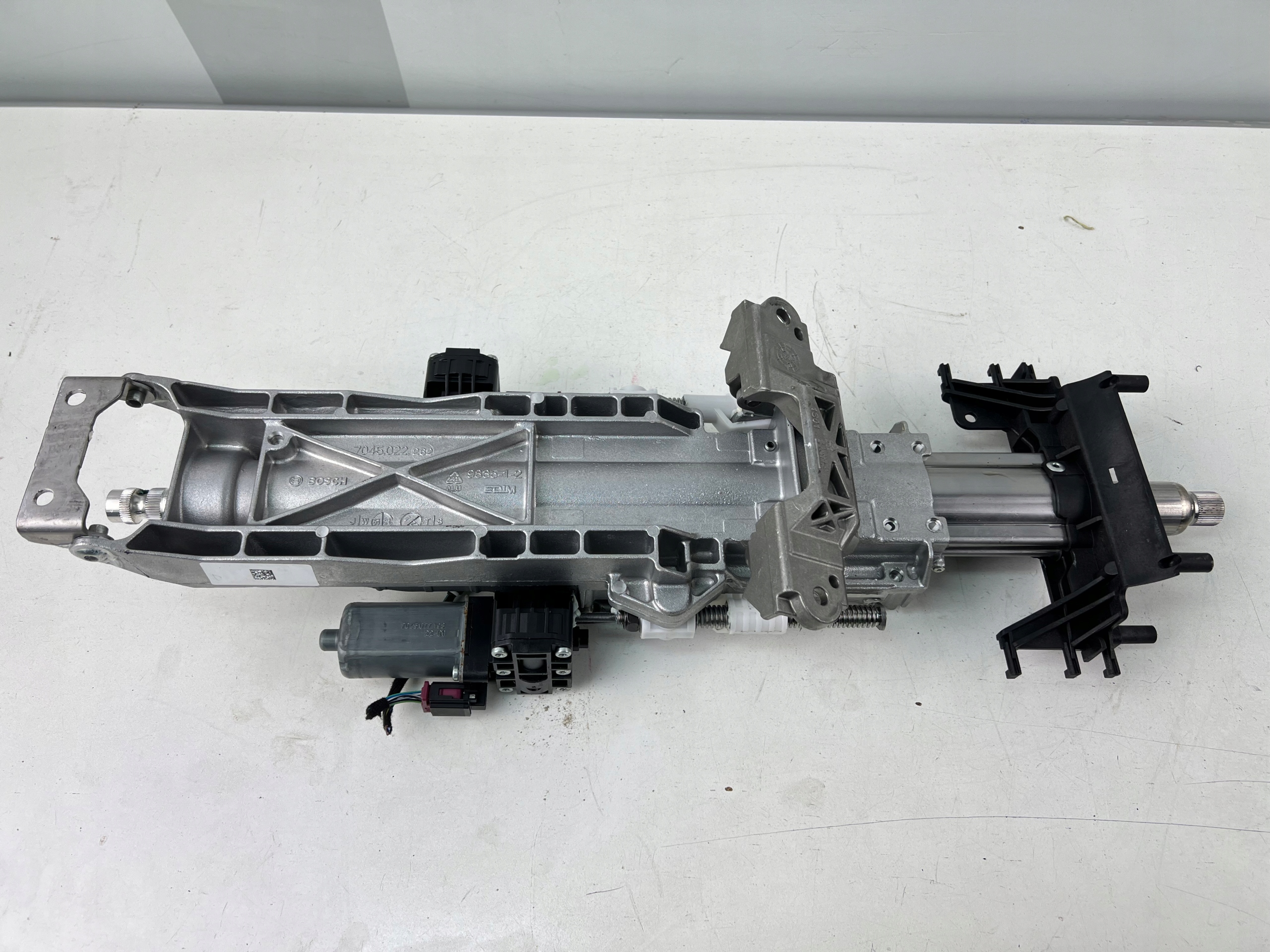 steering wheel rod BMW G30 7045955