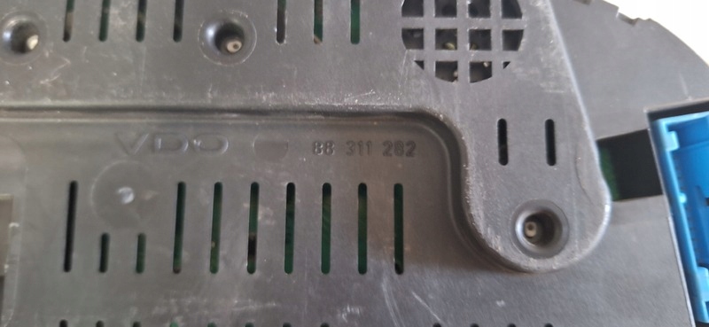 dials VW GOLF IV 88311282