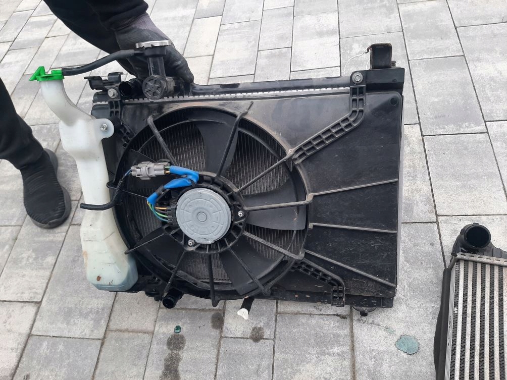 KOMPLETNY PRZÓD SUZUKI SWIFT MK8 1.0 CWD 2017- Typ samochodu Samochody osobowe