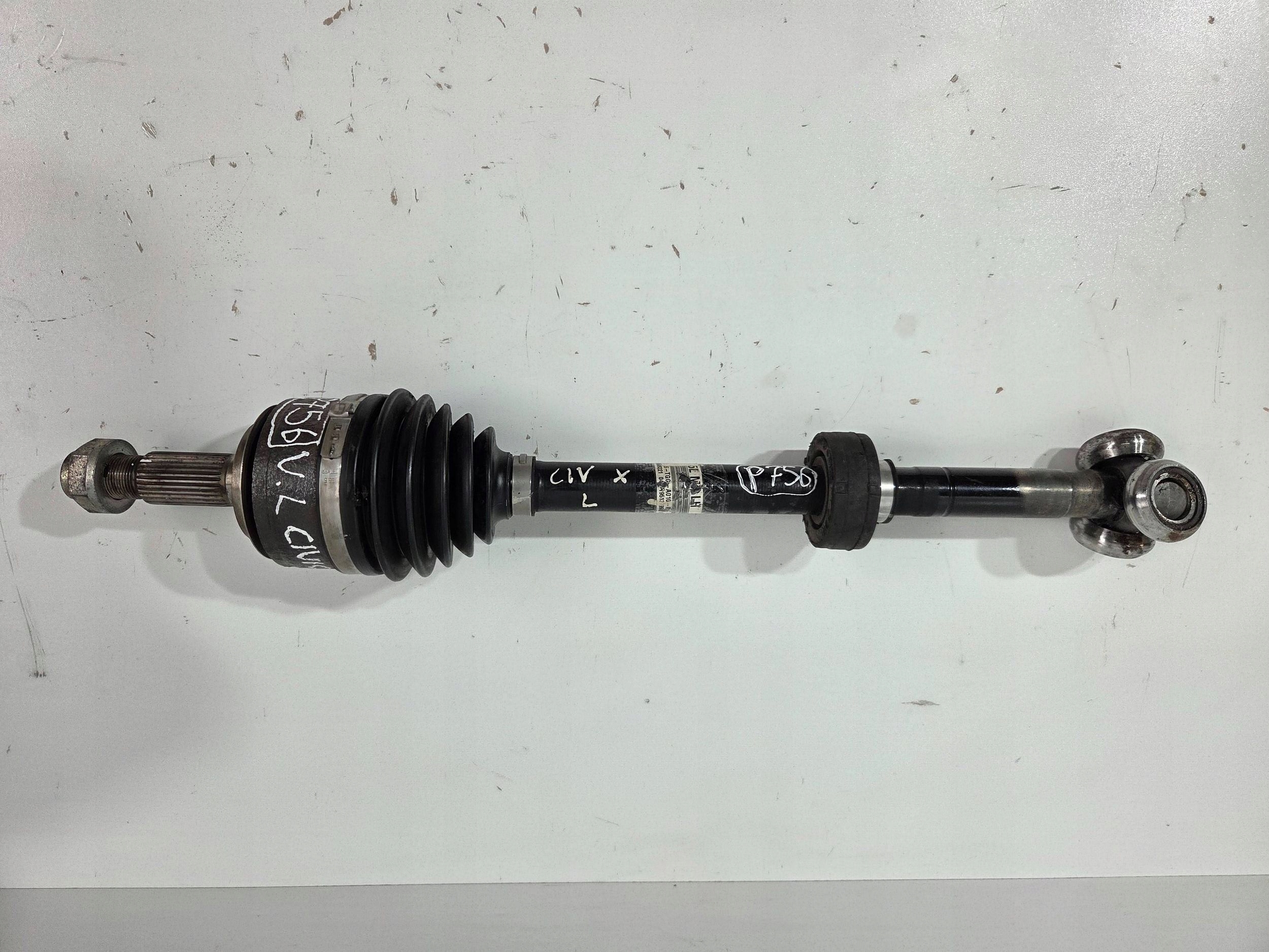 Honda Civic X semi-axis front left 1,5 benz. / 44306TGGA010 (P756)