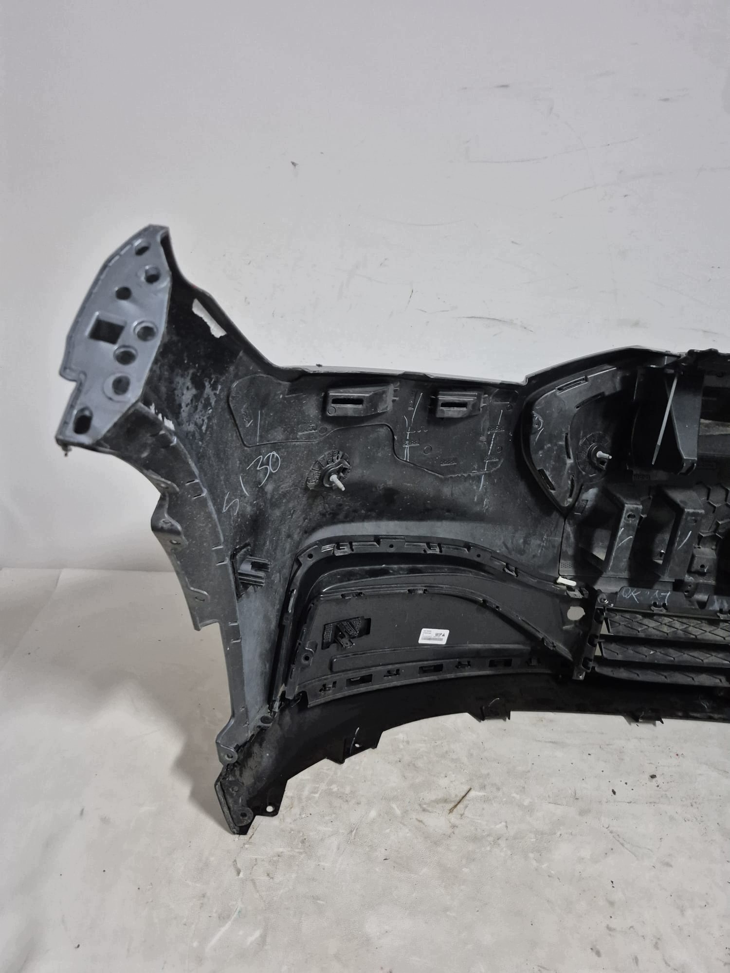 FORD MUSTANG MACH-E 20- bumper front front PDC