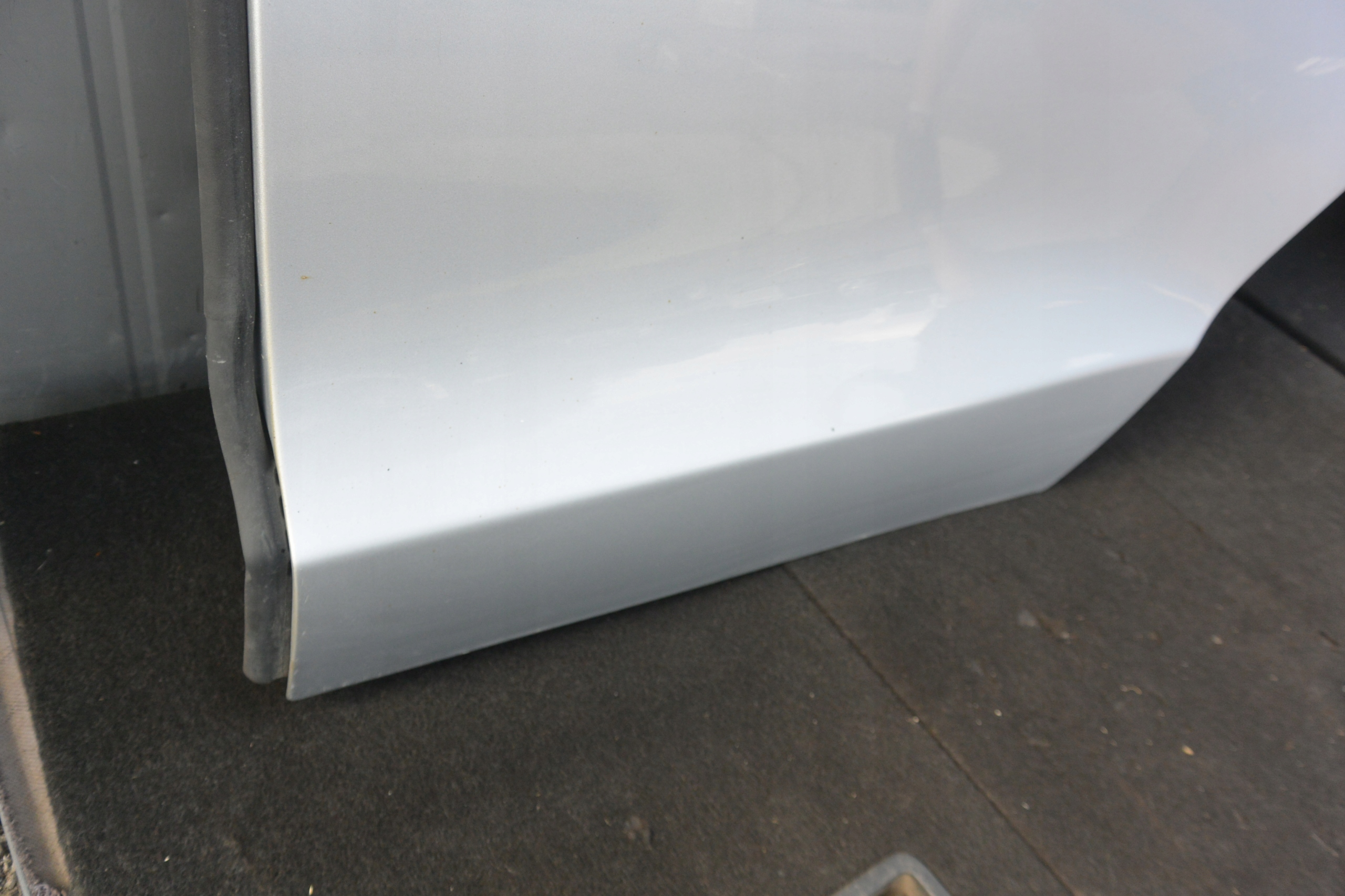 door rear part left TESLA MODEL S 12-16 silver