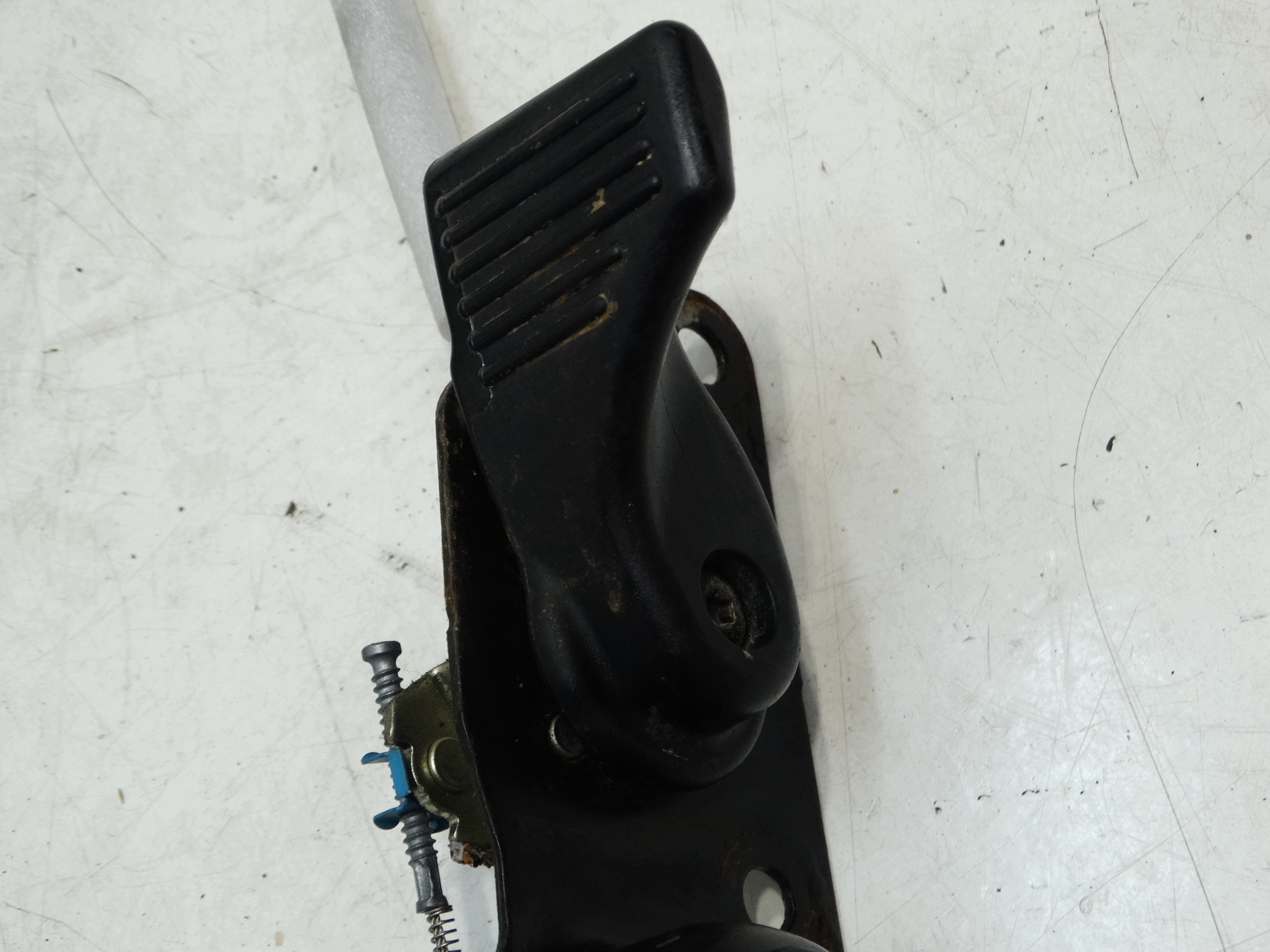 lock door right rear part PEUGEOT PARTNER II 2008-2018R.