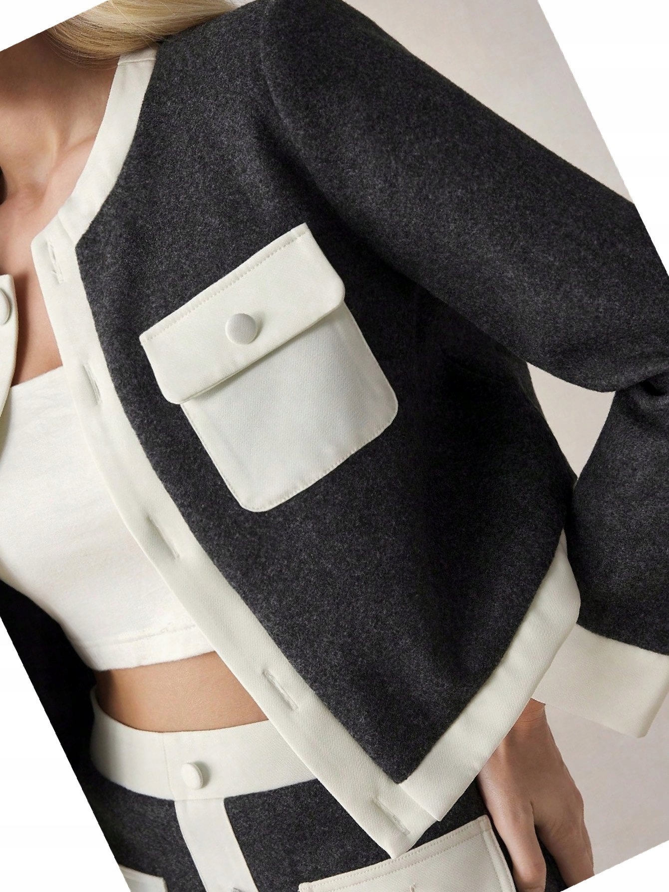 Žaket s kontrastní lemovkou Retro Šedý Výstupní plstěný S 36