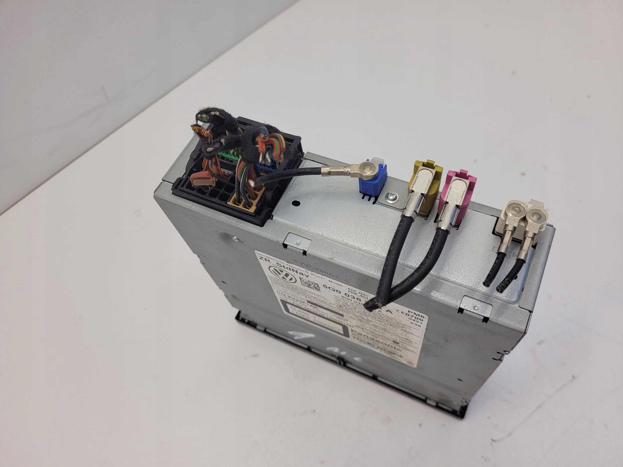 VW GOLF VII PASSAT B8 OCTAVIA III card reader SD navigation RADIO 12R