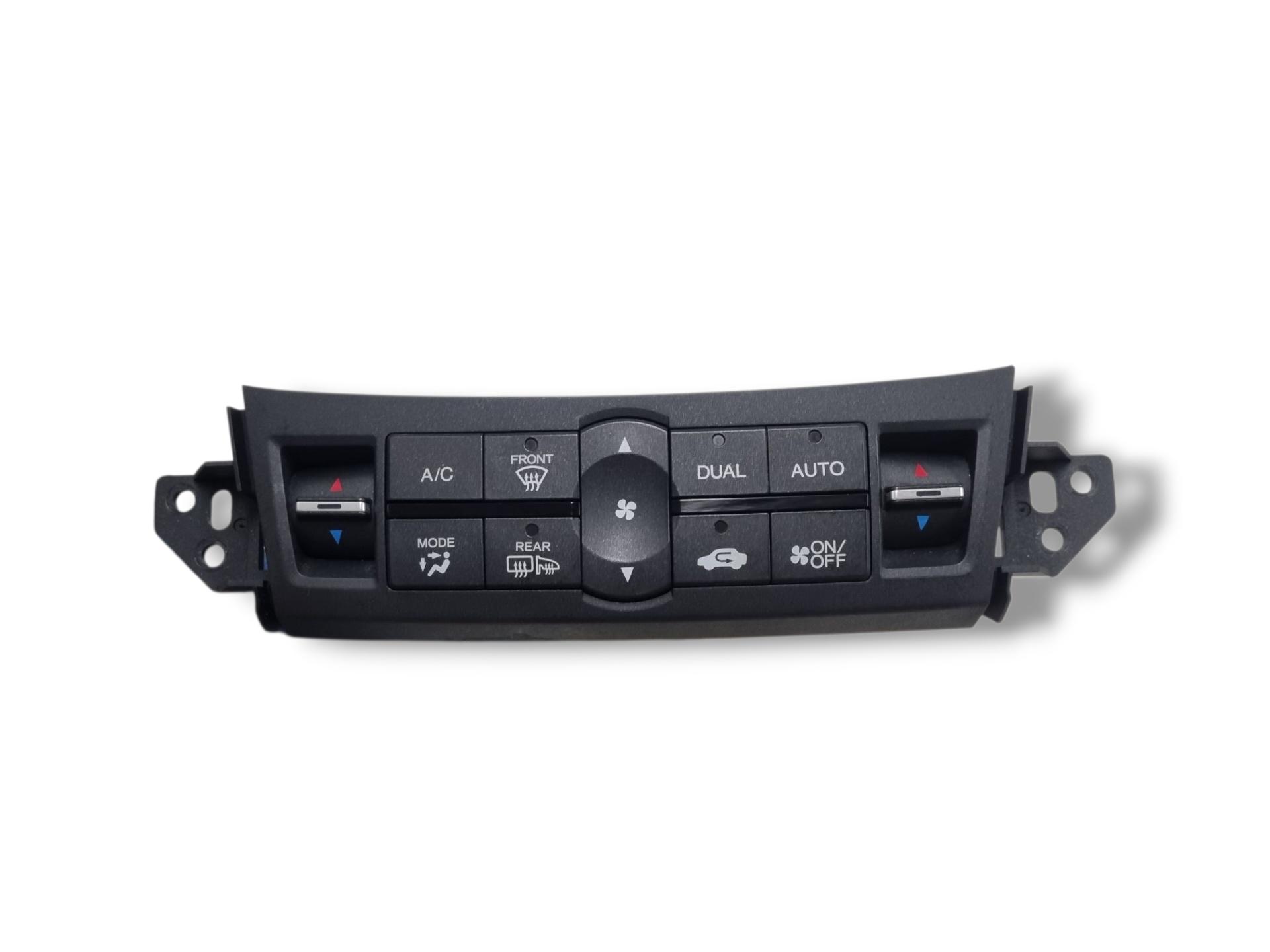 vezérlö panel a klímának Honda Accord 8 facelift 2012 79600-TL0-E41ZA