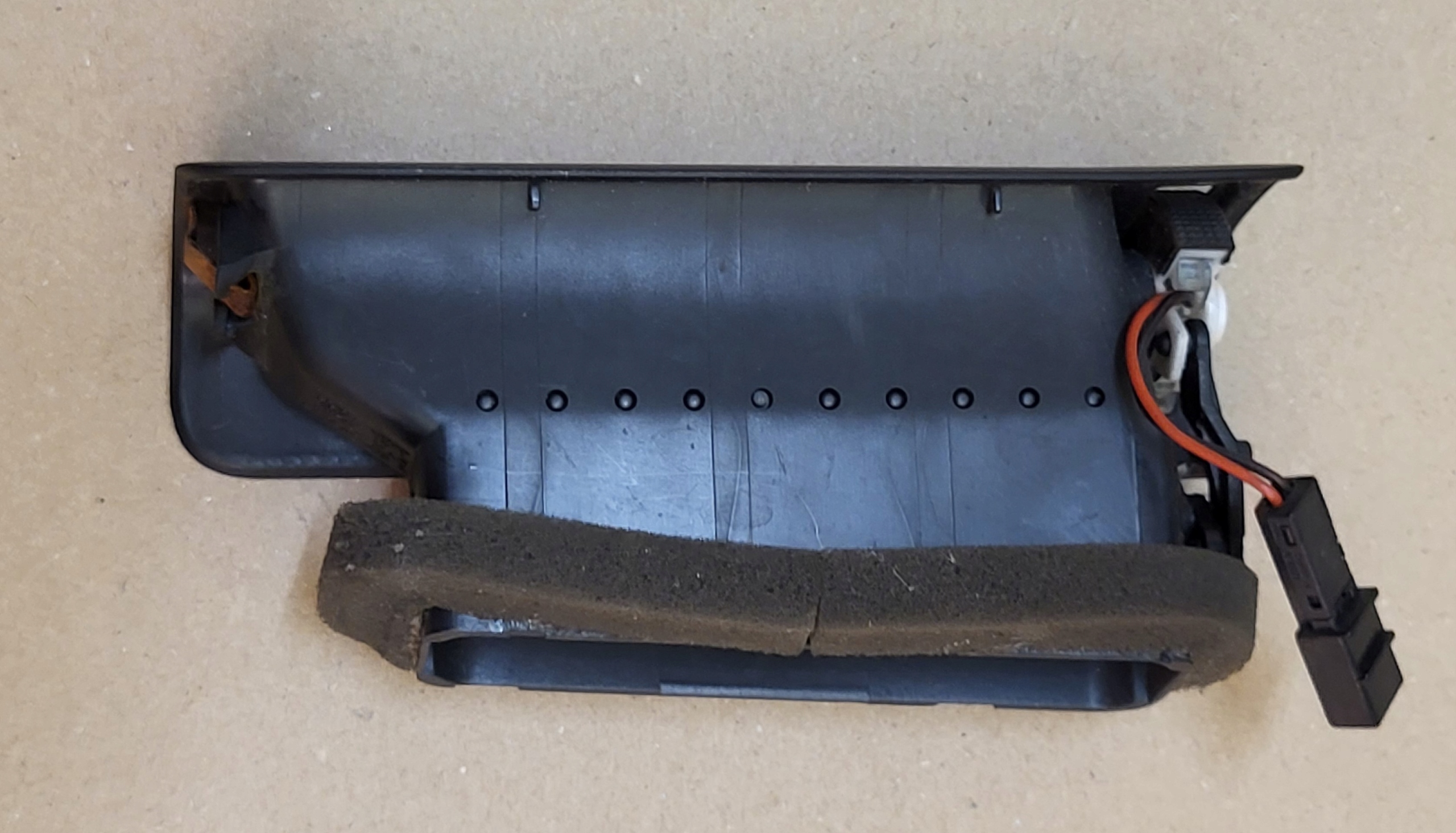 grid air conditioning devices SLUPKA B left AUDI A6 C6 4F S-LINE black OE