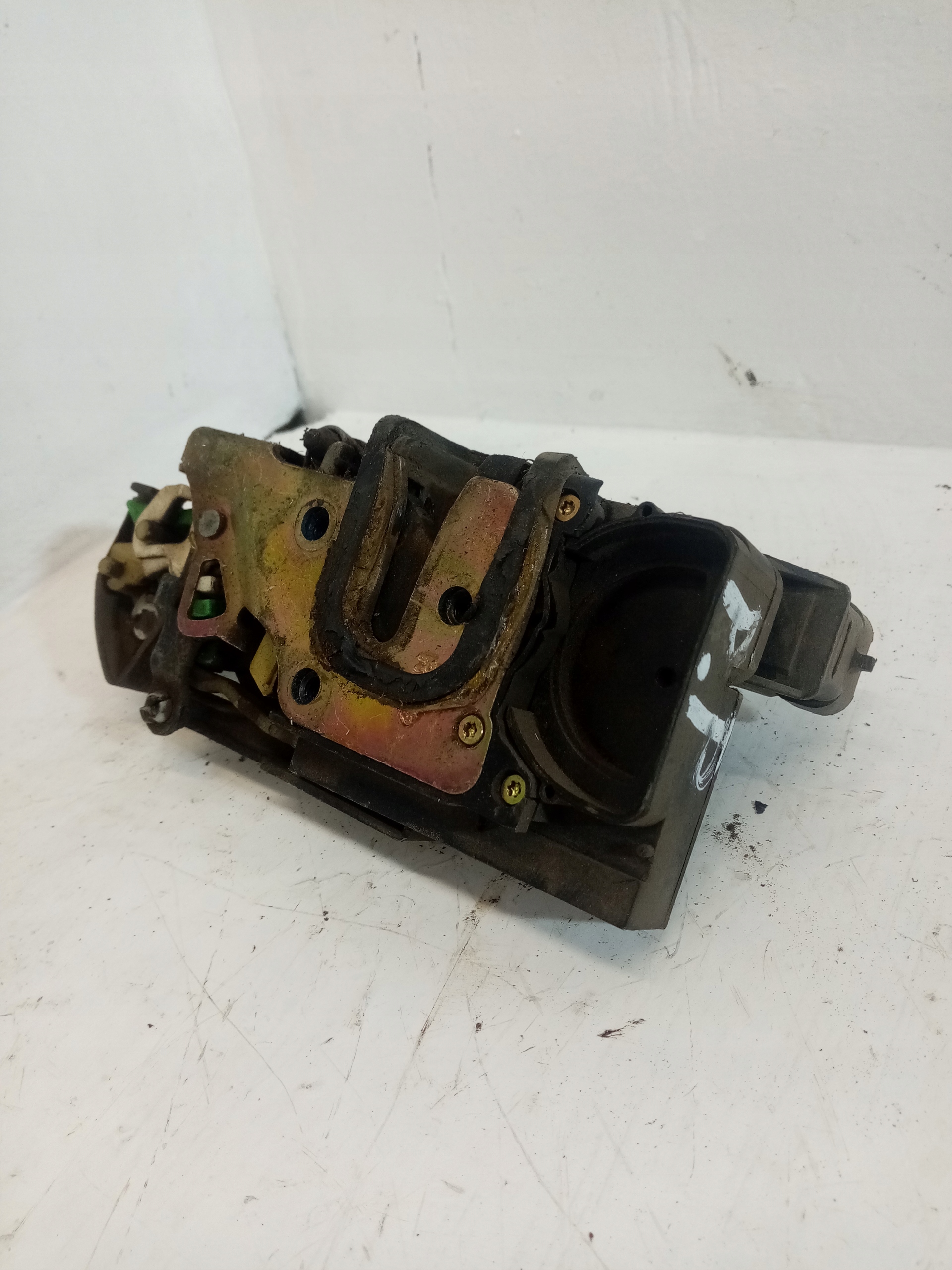 lock door right front OPEL FRONTERA B 2003 16639860