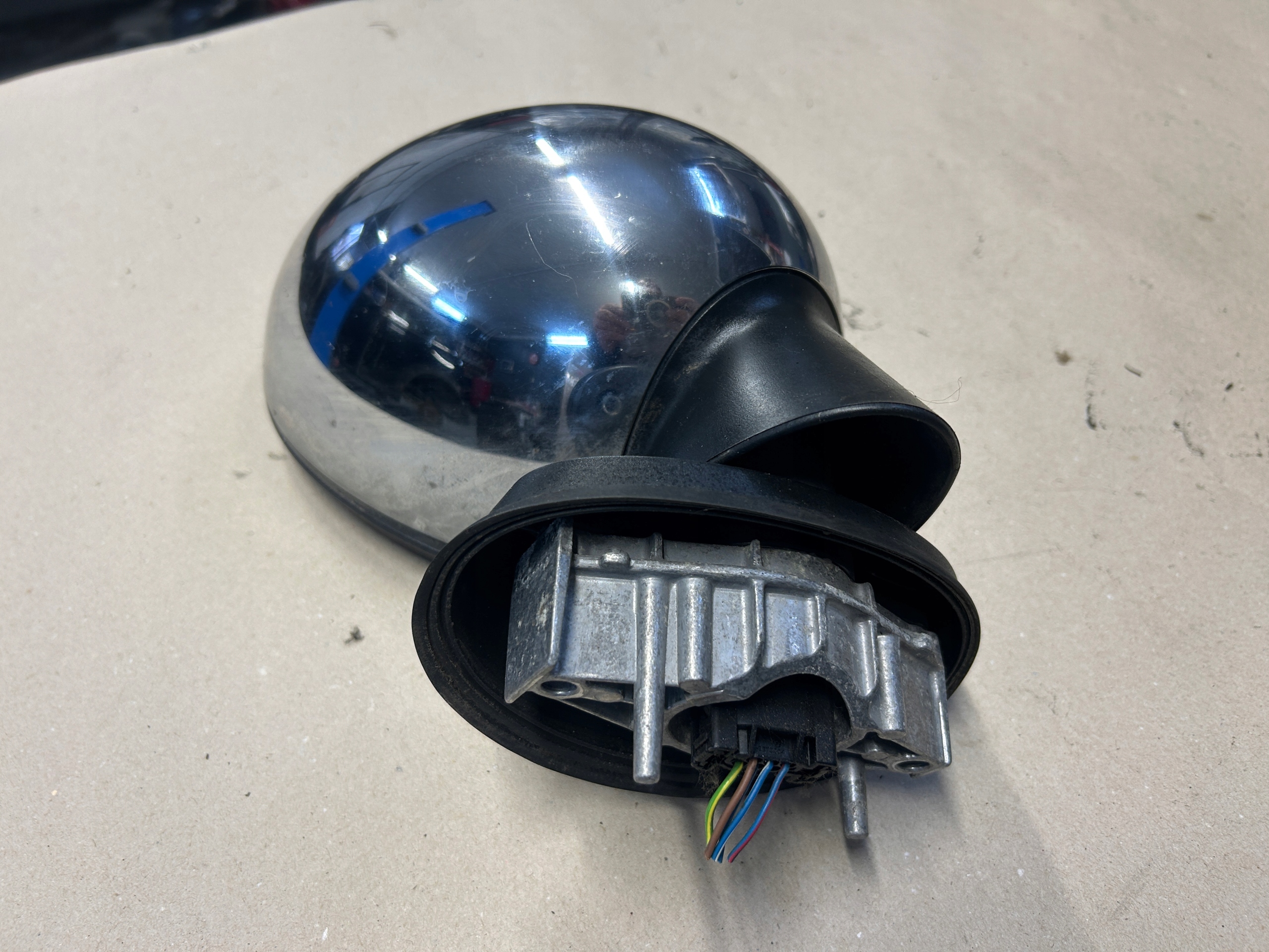 MINI R56 Spiegel rechts 5 Kabel CHROM EUROPA