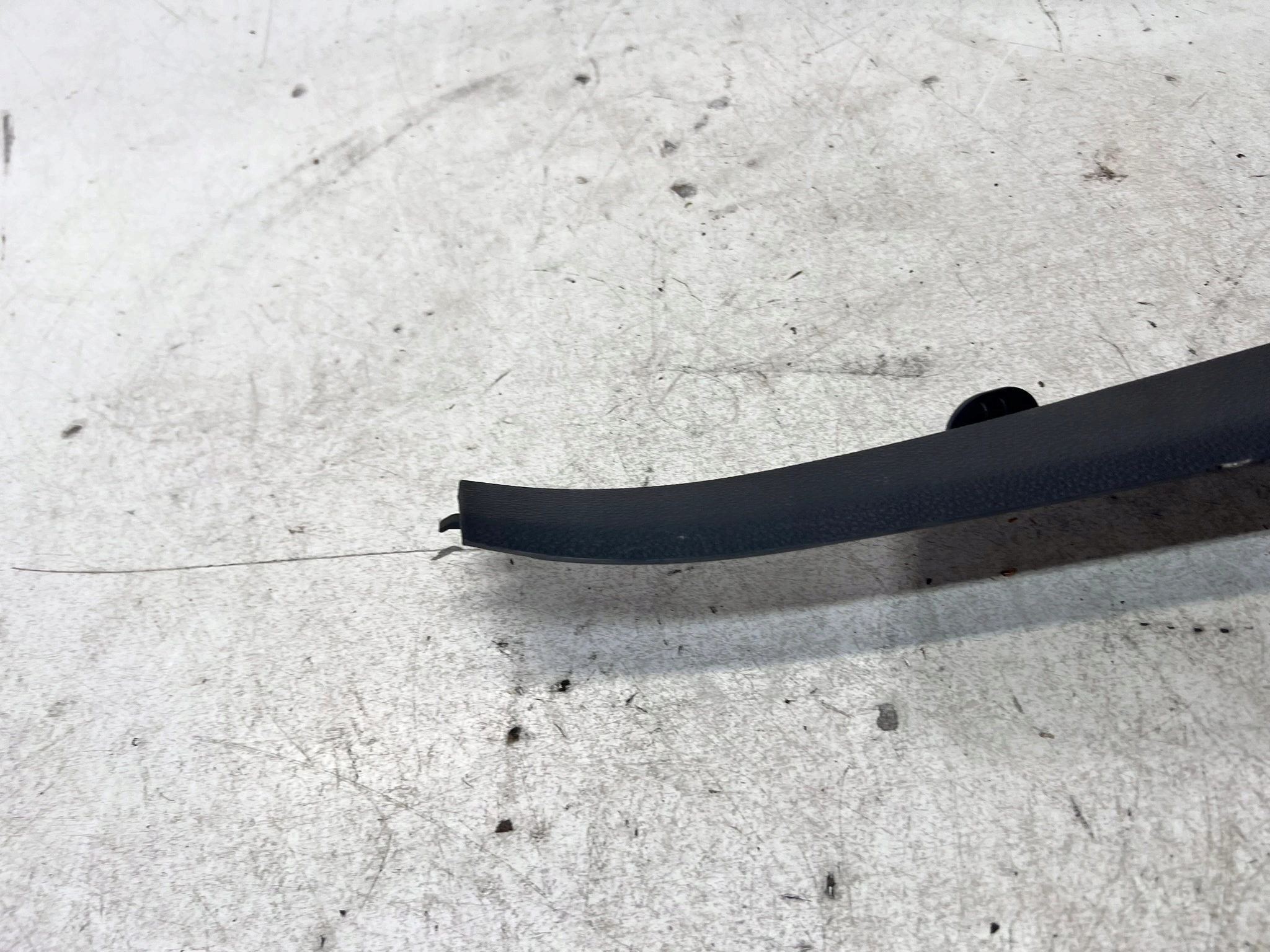 cover SLUPKA left AUDI Q7 4M 4M0868203