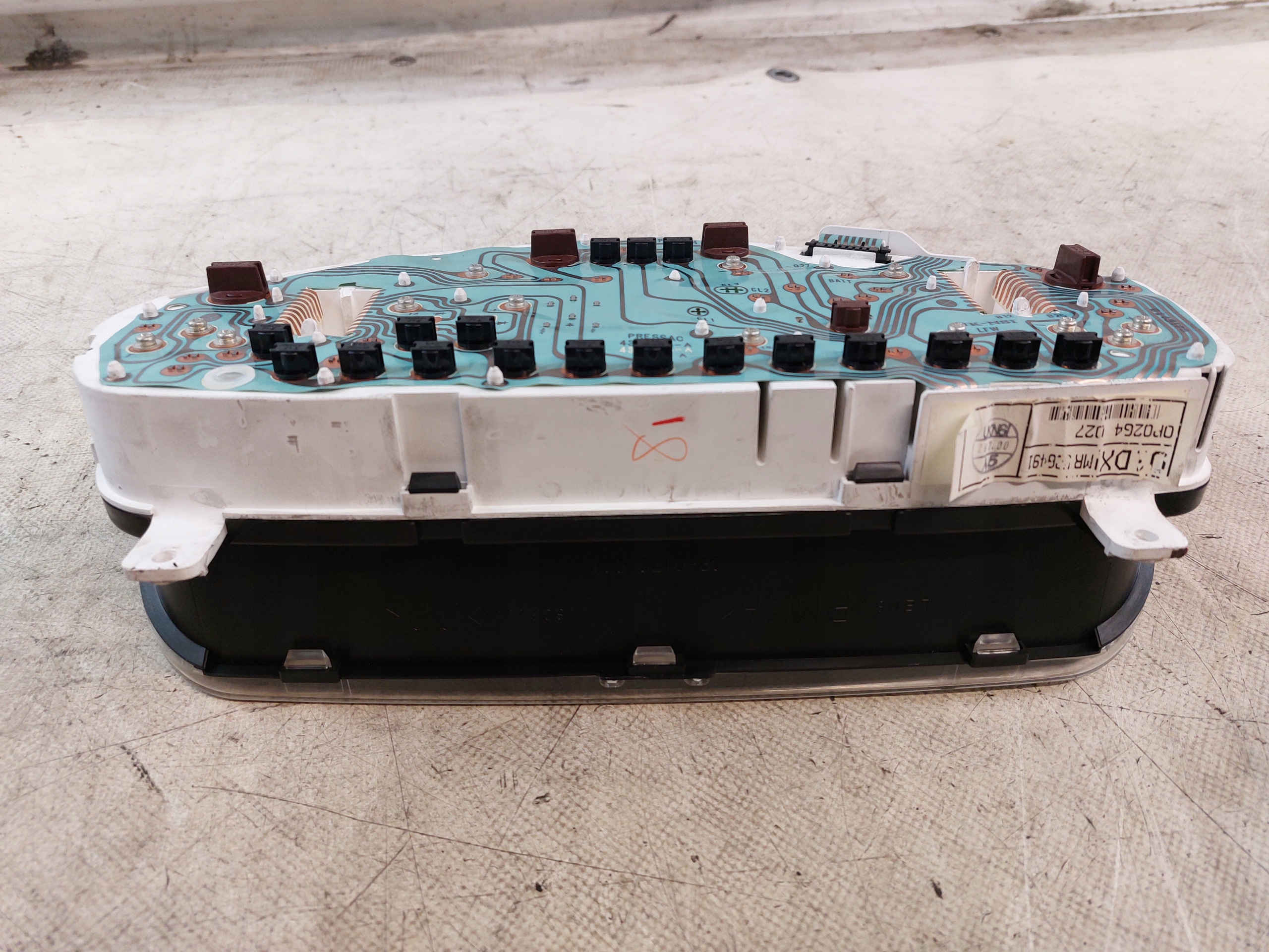 dials dials MITSUBISHI CARISMA