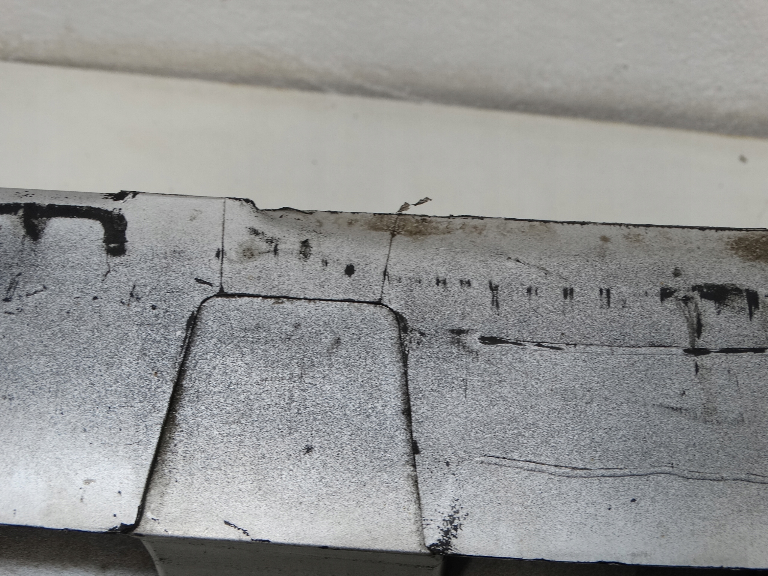 grid of a bumper central front RENAULT SCENIC III 622540016R