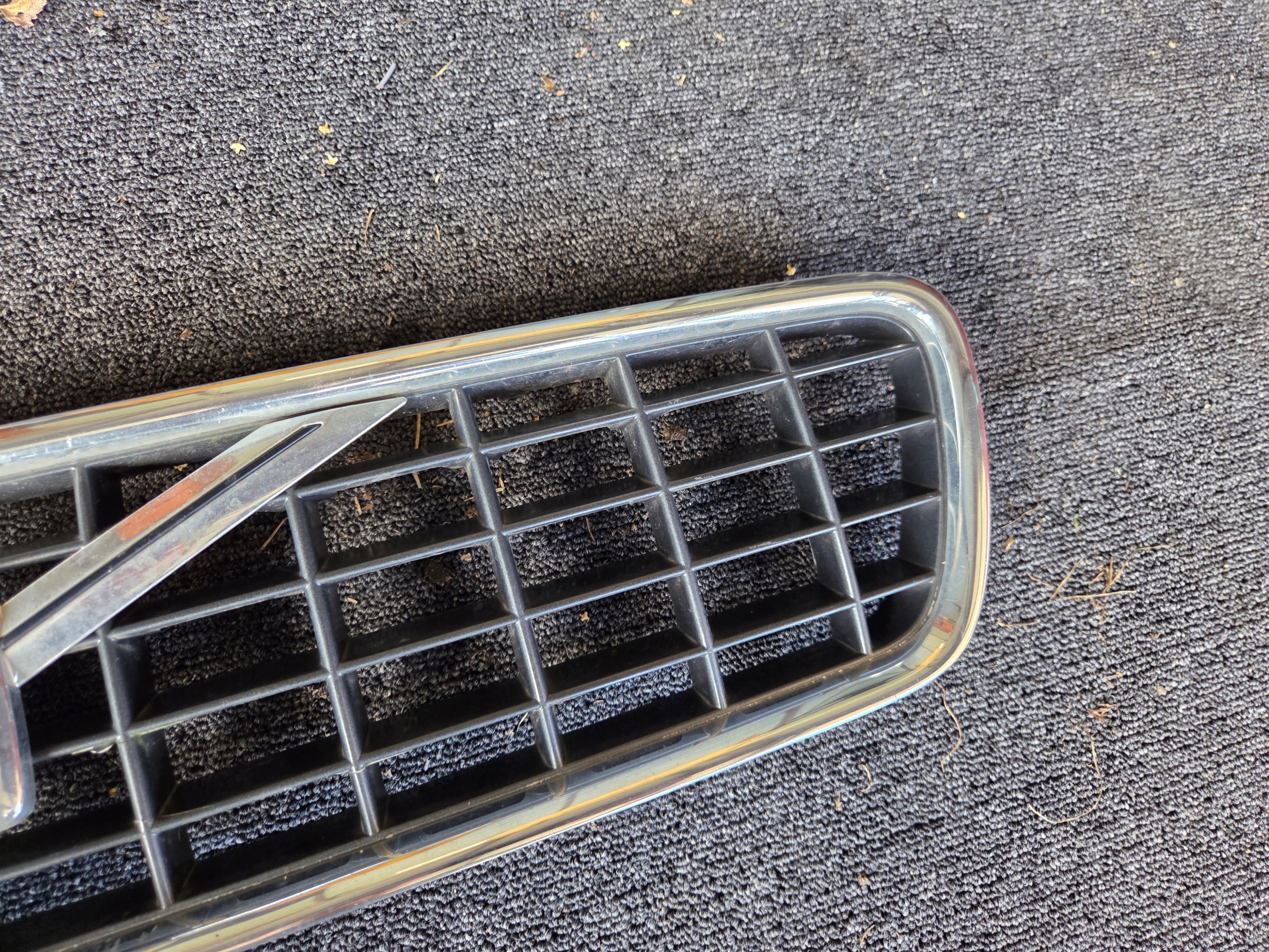 Grille VOLVO S40 II V50 08620116