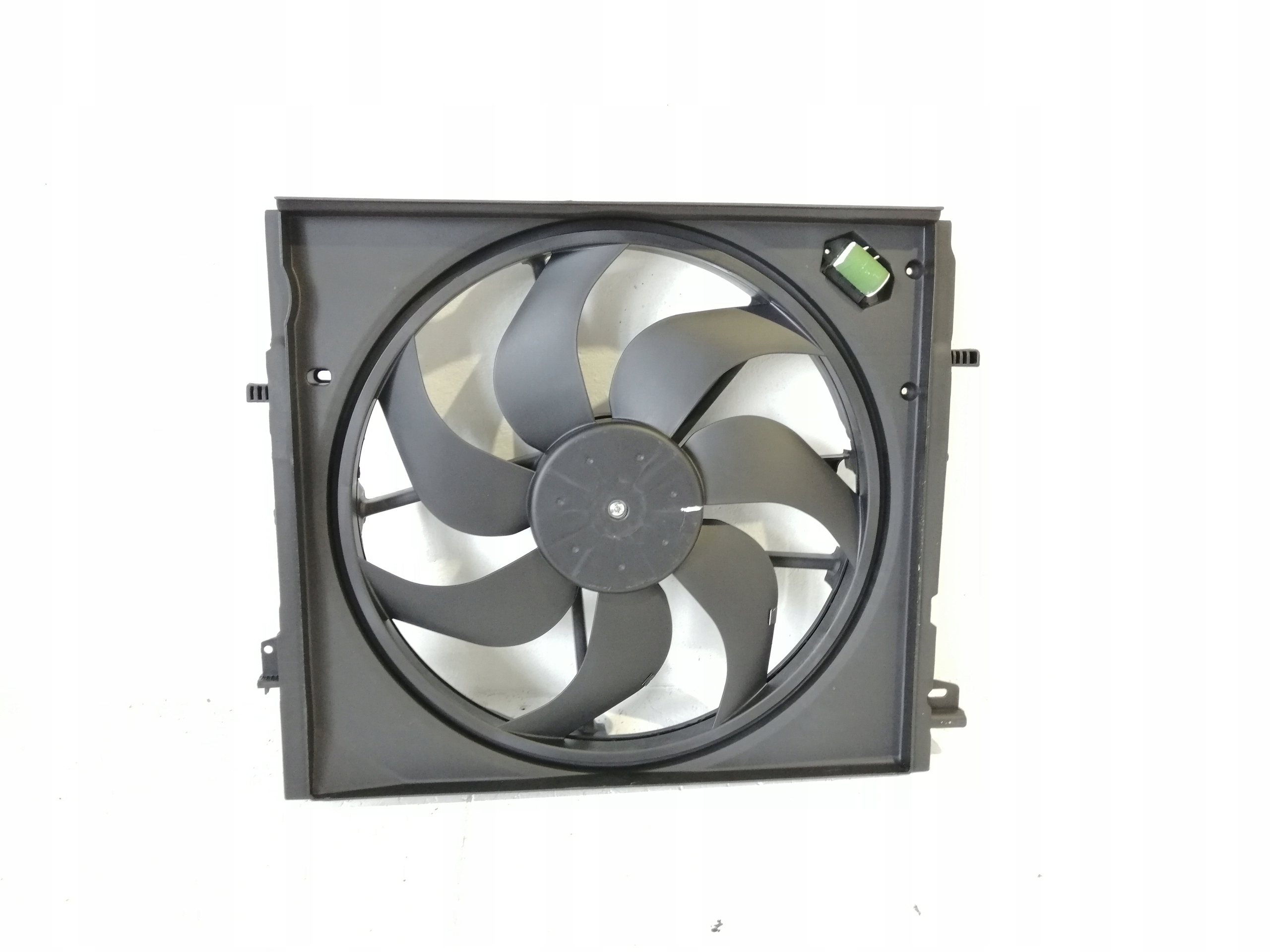 Ventilátor s krytem Nissan Qashqai X-trail