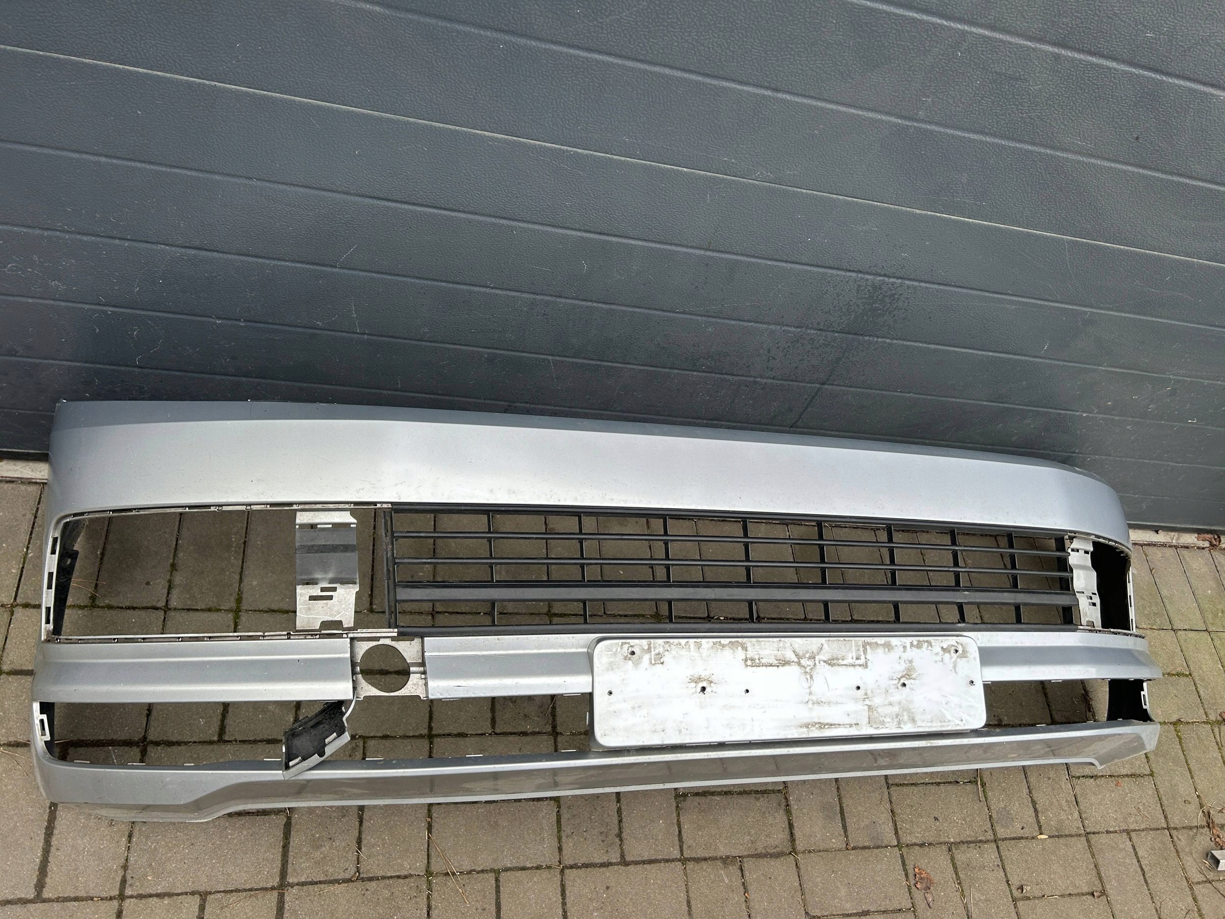 Volkswagen Transporter - Caravelle T6 16- bumper front front