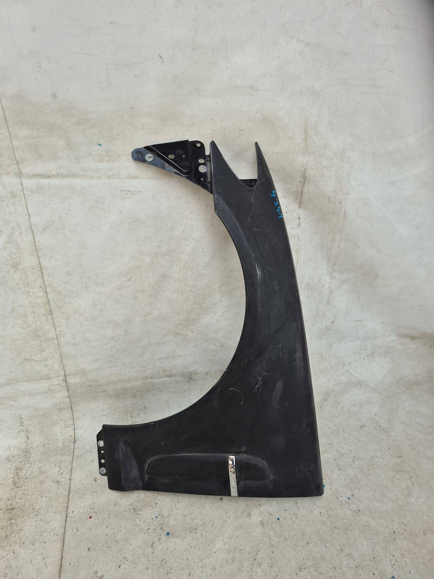 JAGUAR XF X250 07- fender left front front 8X23-16E005-A