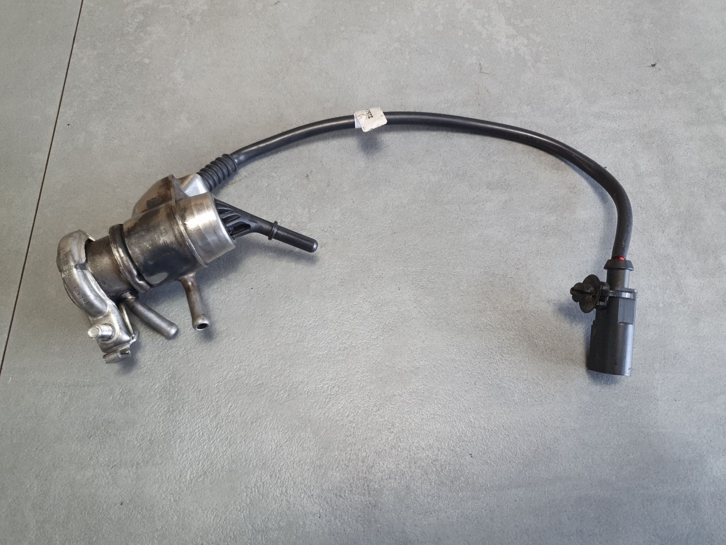 Audi Q7 4M injector AdBlue 4G0131113E