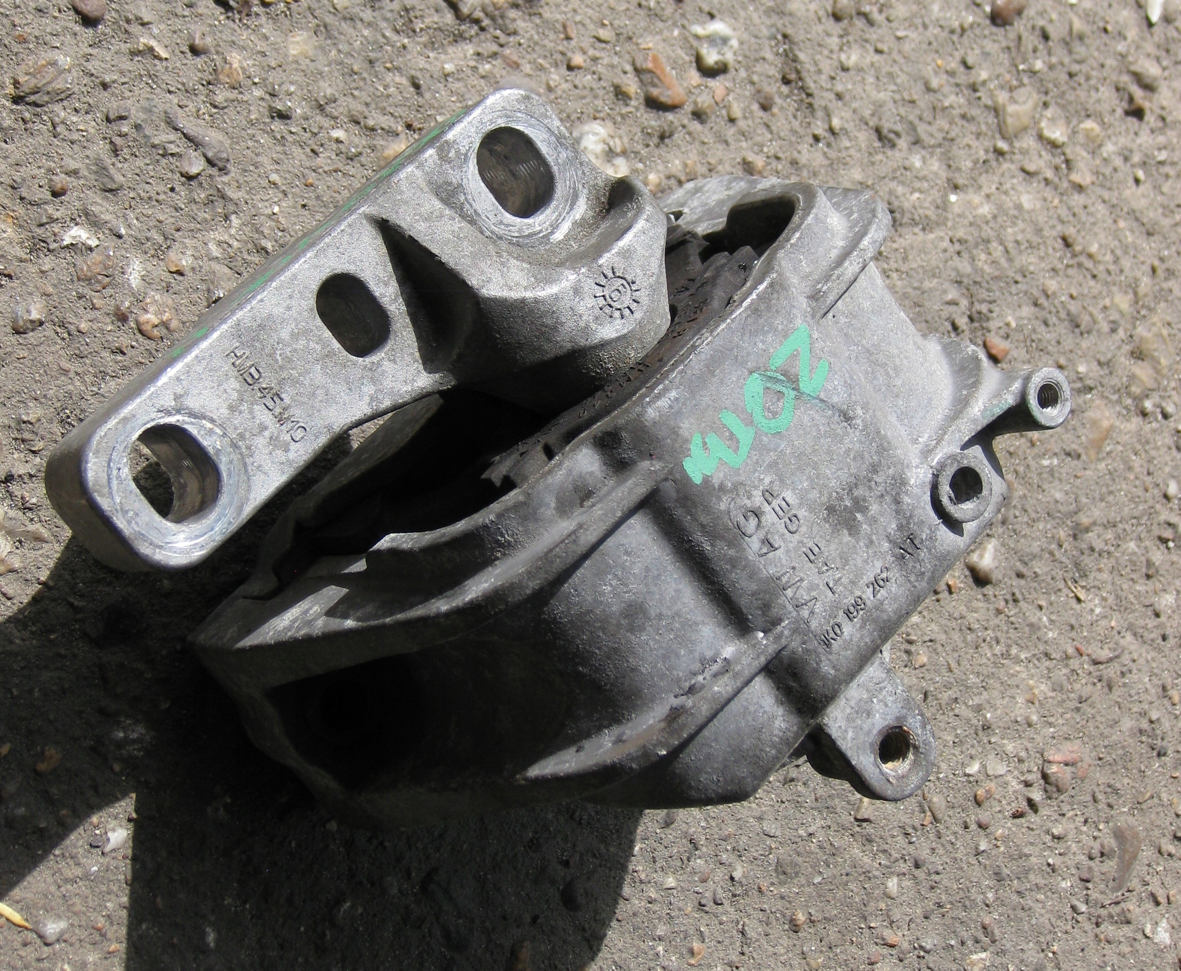 SKODA OCTAVIA II 2.0 TDI 06R holder engine mount 1K0199262AT