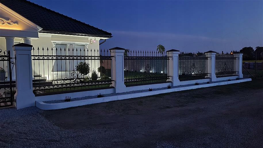 PRESTIŻOWE OGRODZENIA BETONOWE,NOWOCZESNE SŁUPY DWORKOWE,STYLOWE,PAŁACOWE Kod producenta 7777