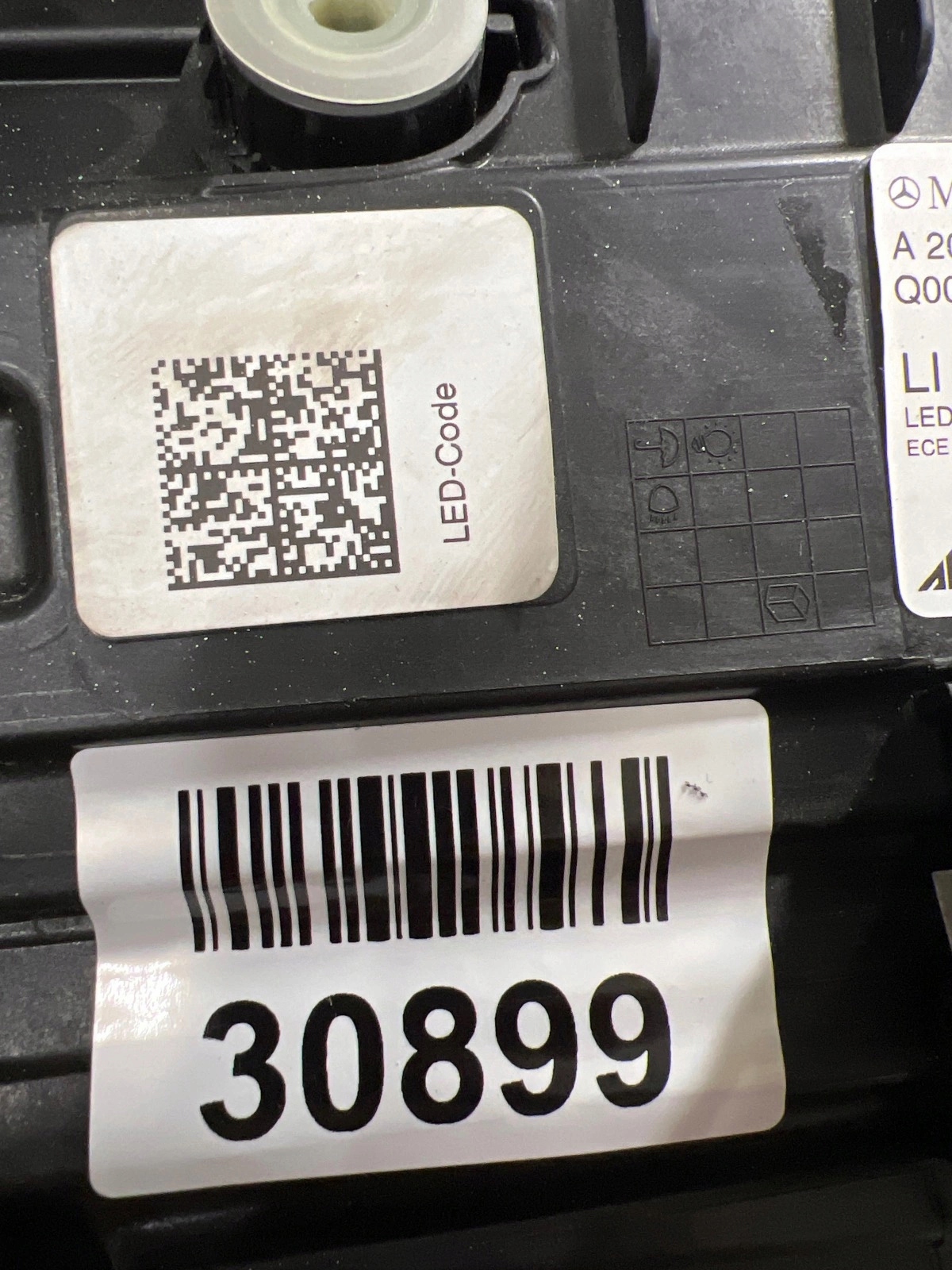 light left Mercedes C-Klasa W206 21- Full Led A2069066104