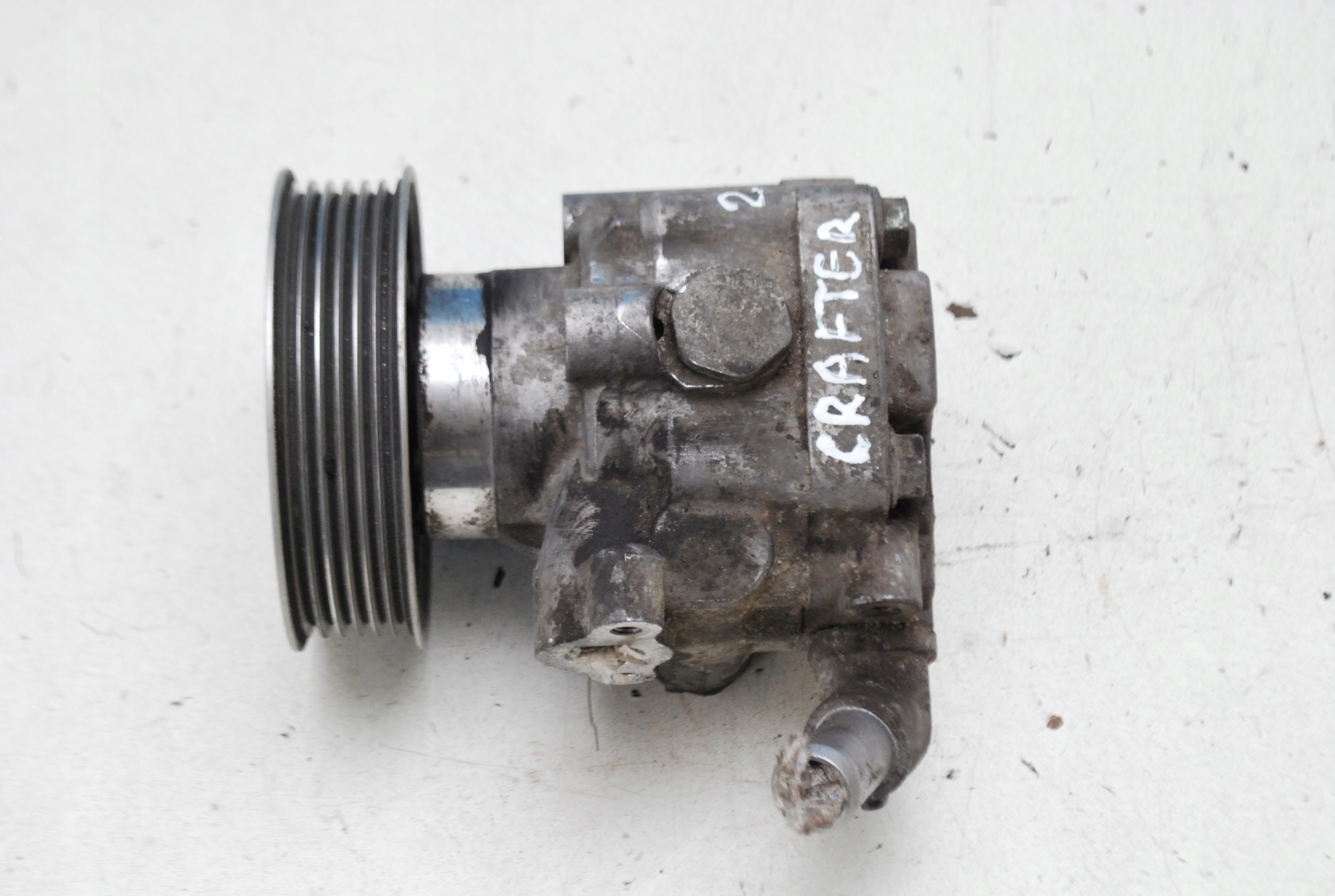 Насос гидроусилителя руля 2.0 TDI VW Crafter 2e0422145b