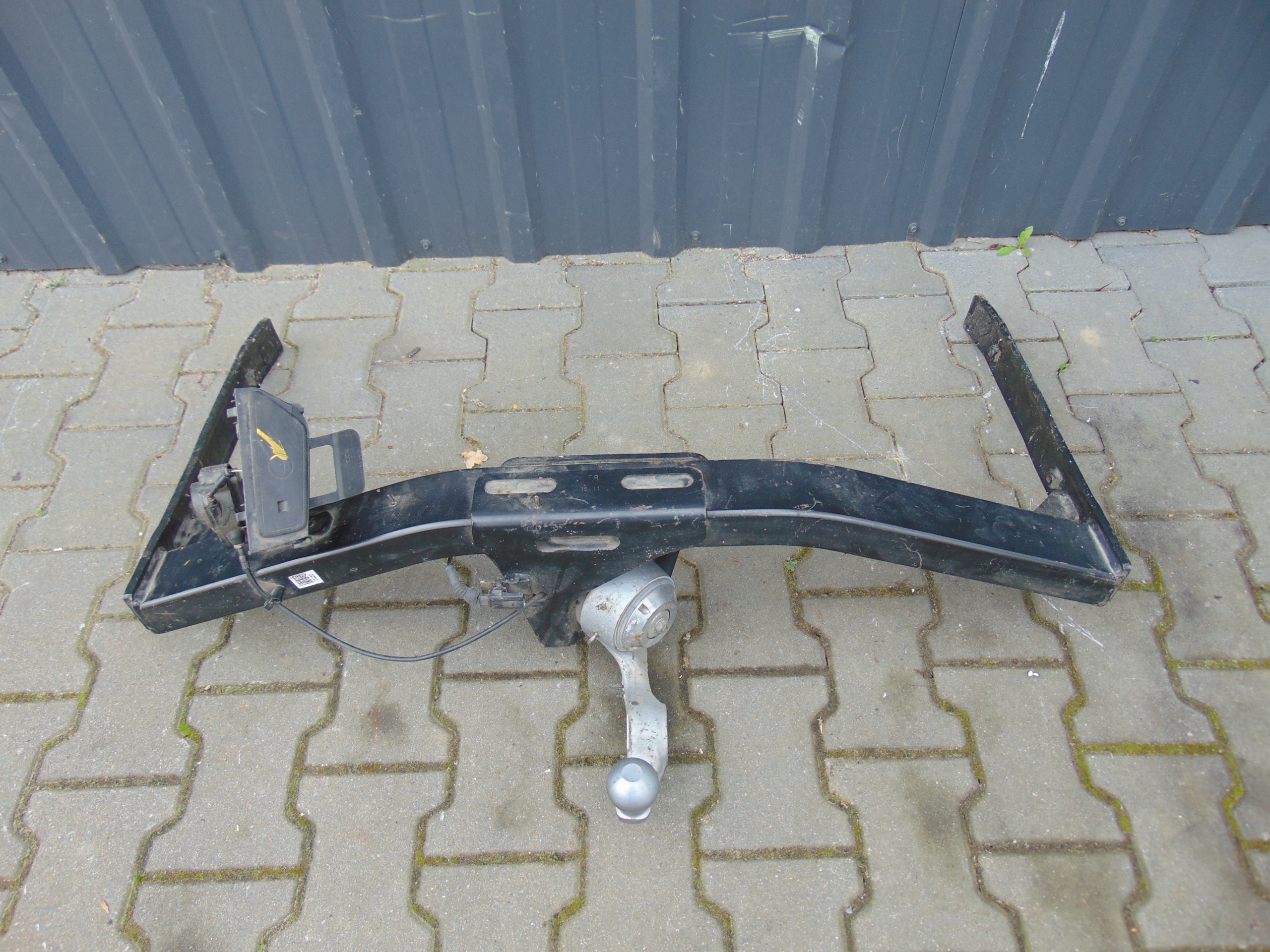 hak holowniczy VW TIGUAN 5N0803880J ORIS