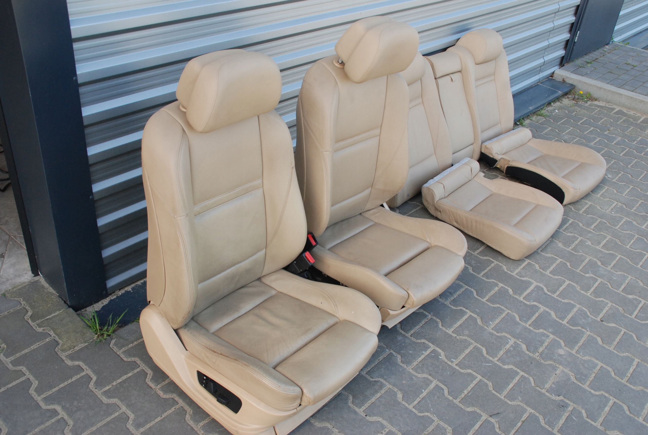 BMW X6 E71 - задняя диван задний