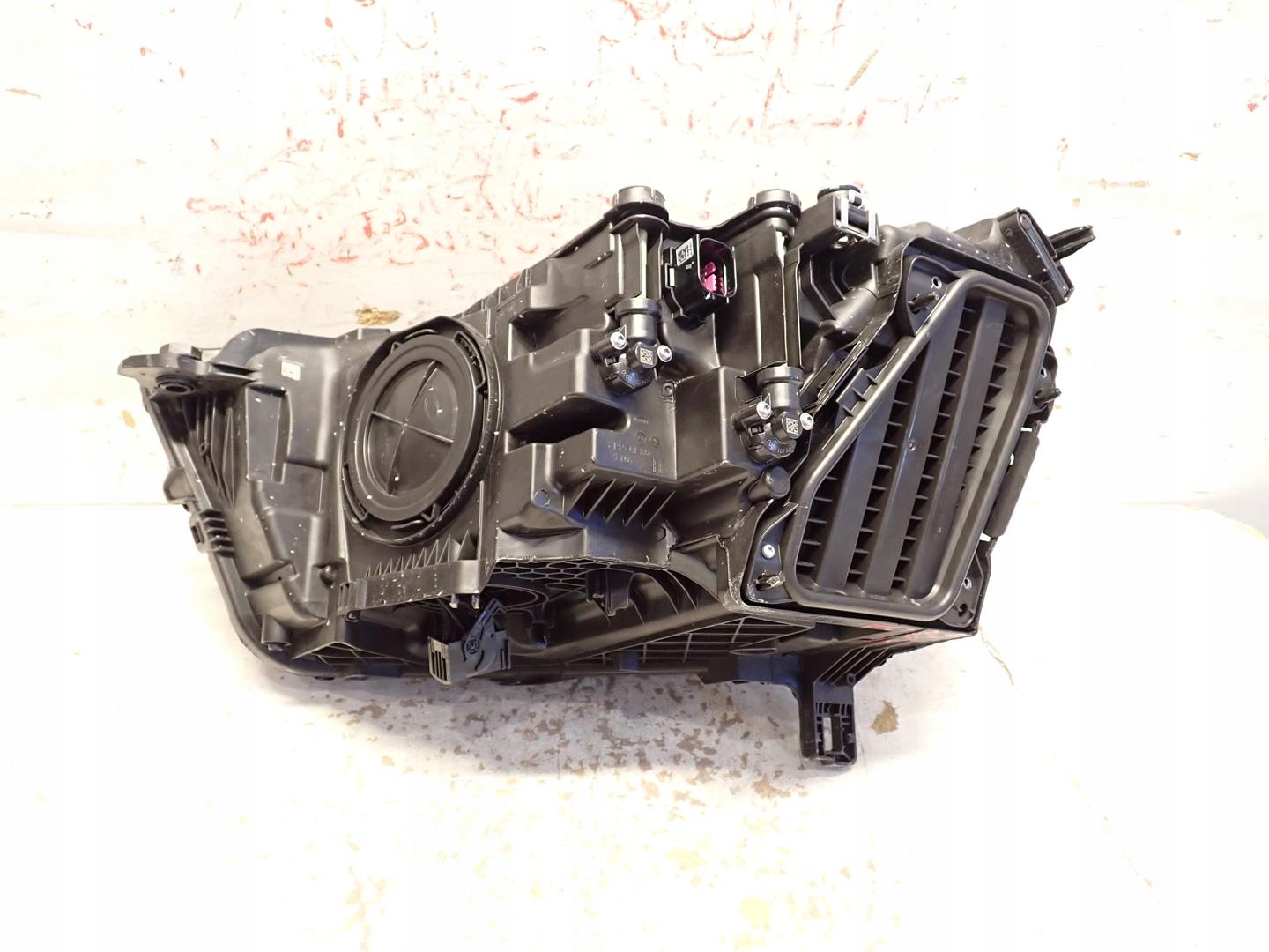 light front front right AUDI Q3 II 2018- FULL LED 83A941034
