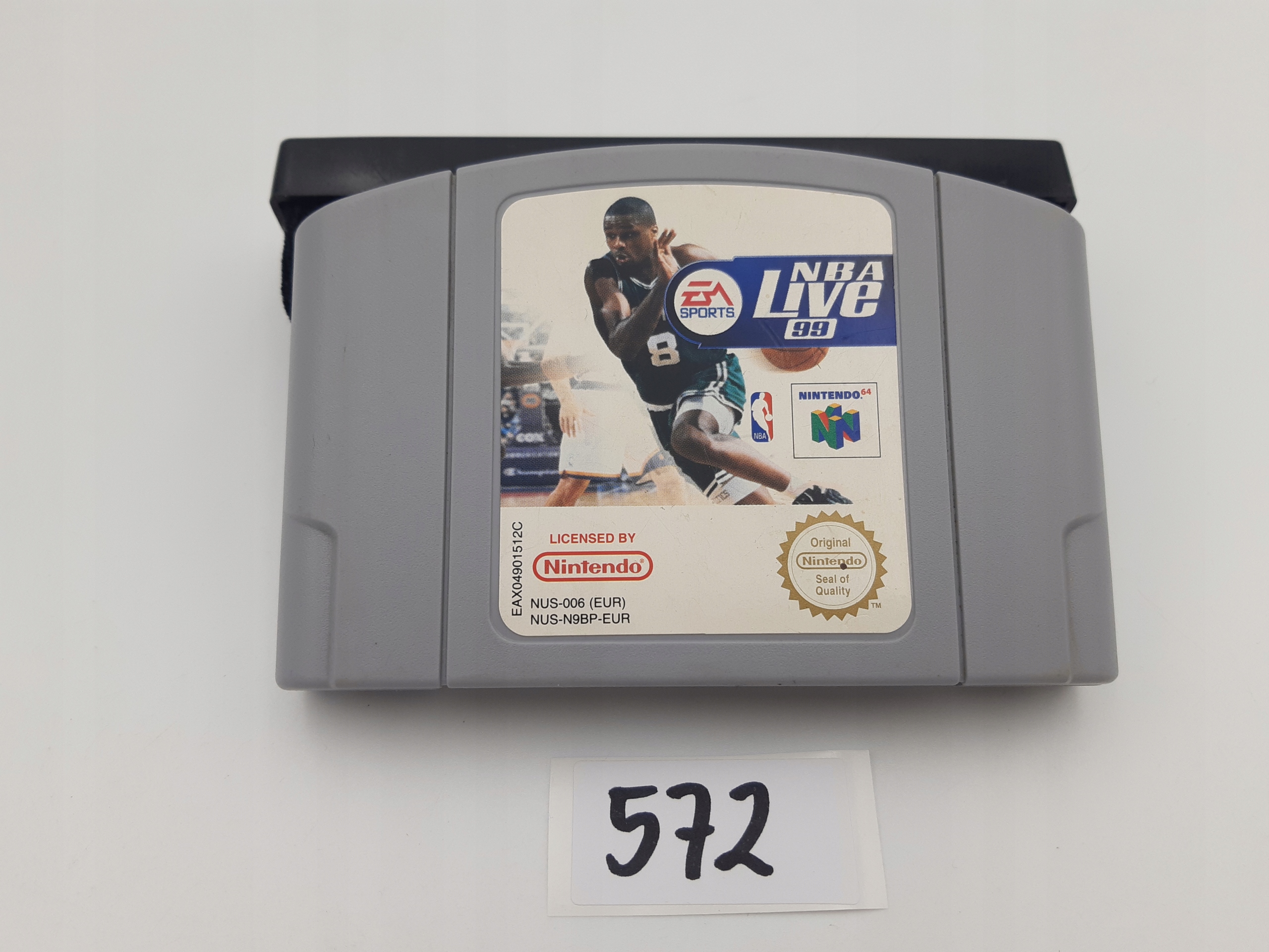 NINTENDO 64 NBA LIVE 99 Producent Nintendo