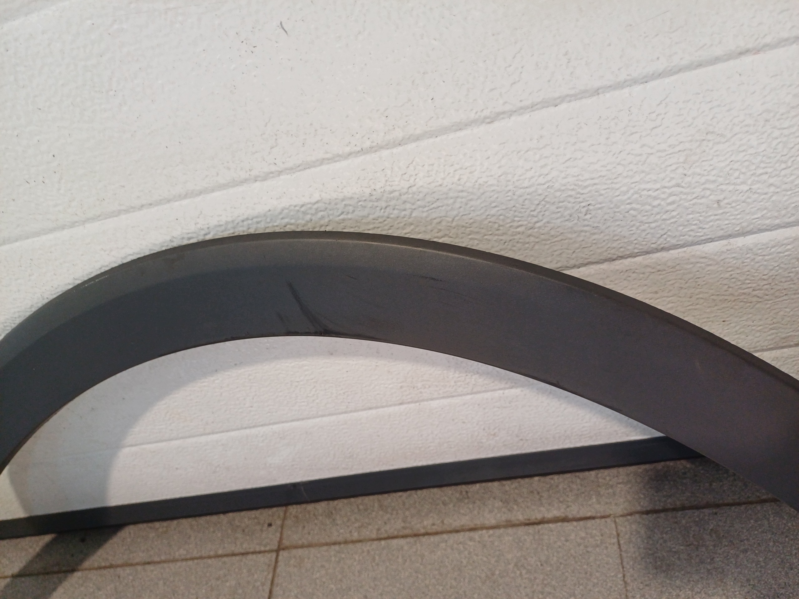 moulding of a fender left front front VW PASSAT B8 ALLTRACK 3G9853717