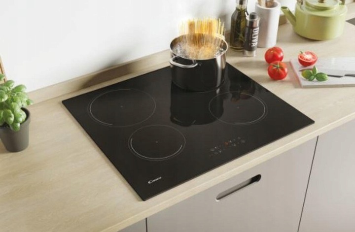 Płyta indukcyjna Candy CI642BB 60cm Booster Obramowanie proste krawędzie