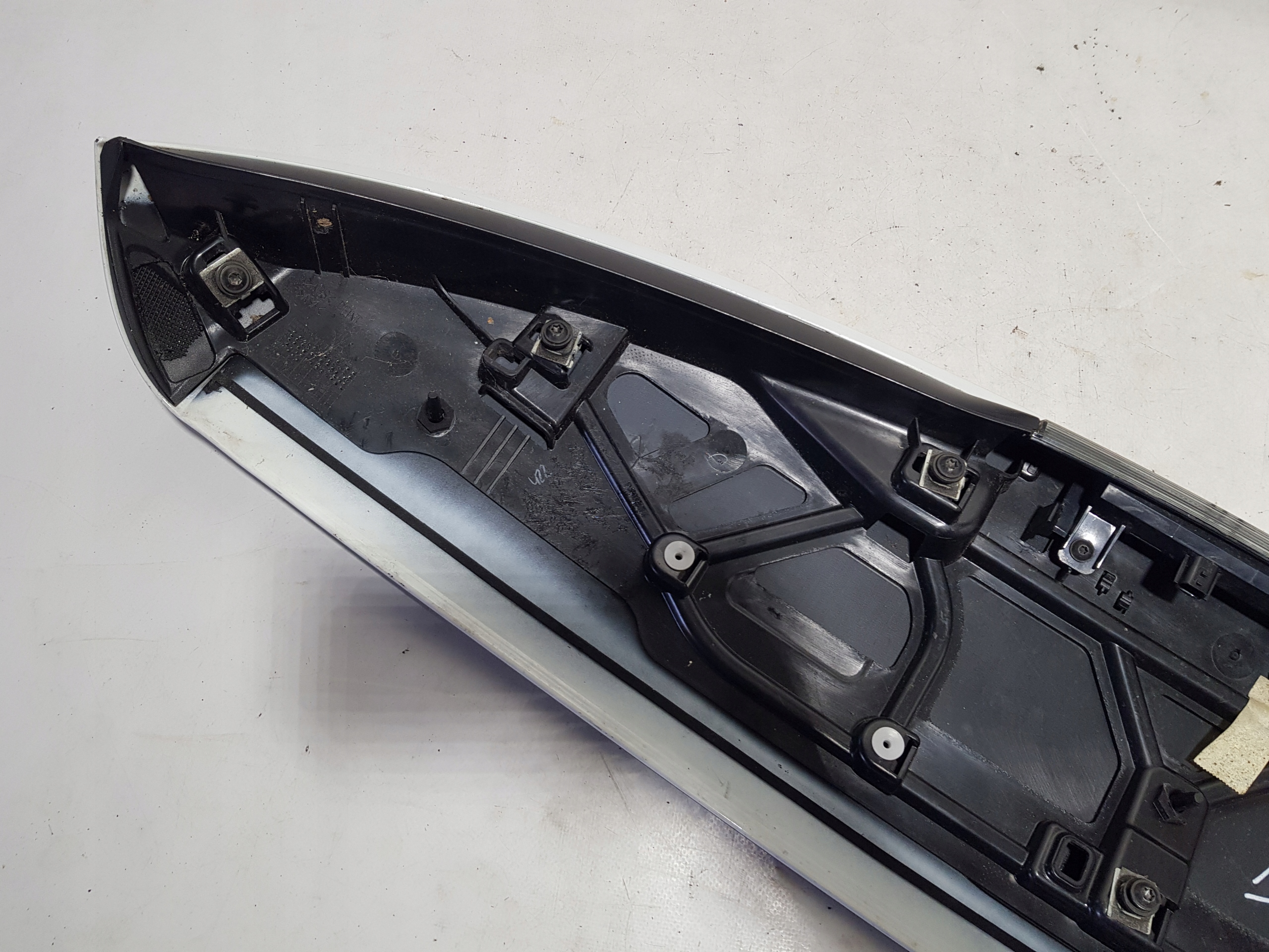 moulding cap bonnet boot LOTKA SPOILER RENAULT ZOE light STOP