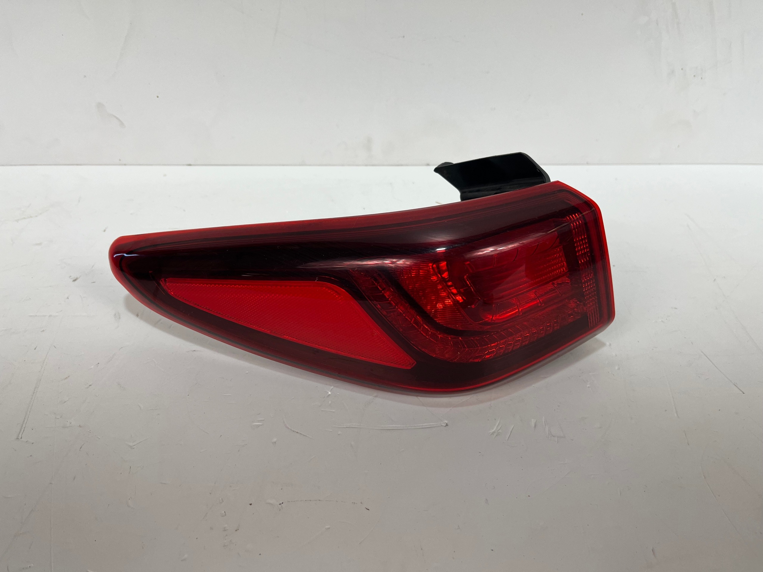 light left rear HYUNDAI KONA 92401-J90