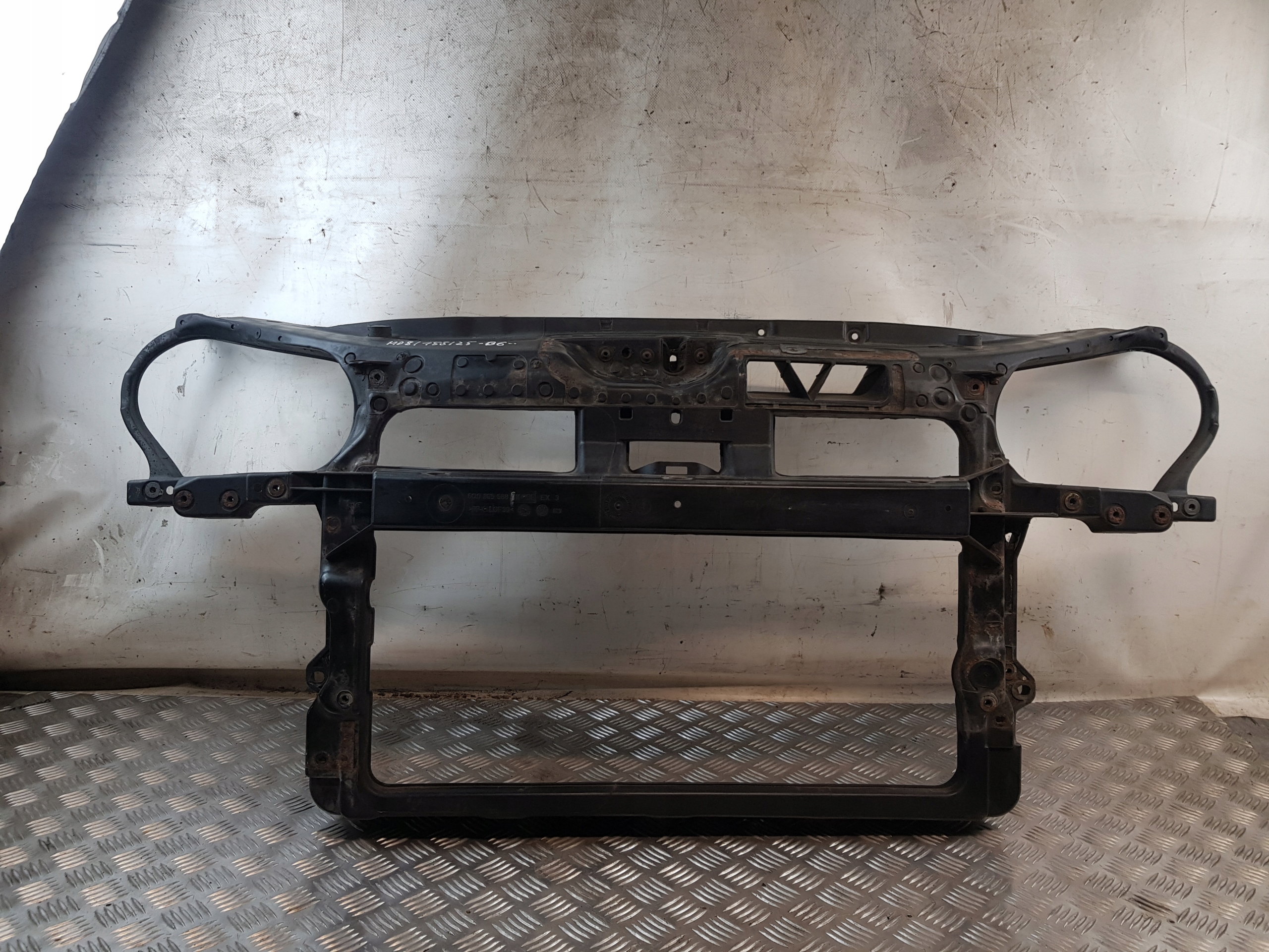 VW POLO IV 9N 1.2B support panel for radiators pillar iron 6Q0805588H