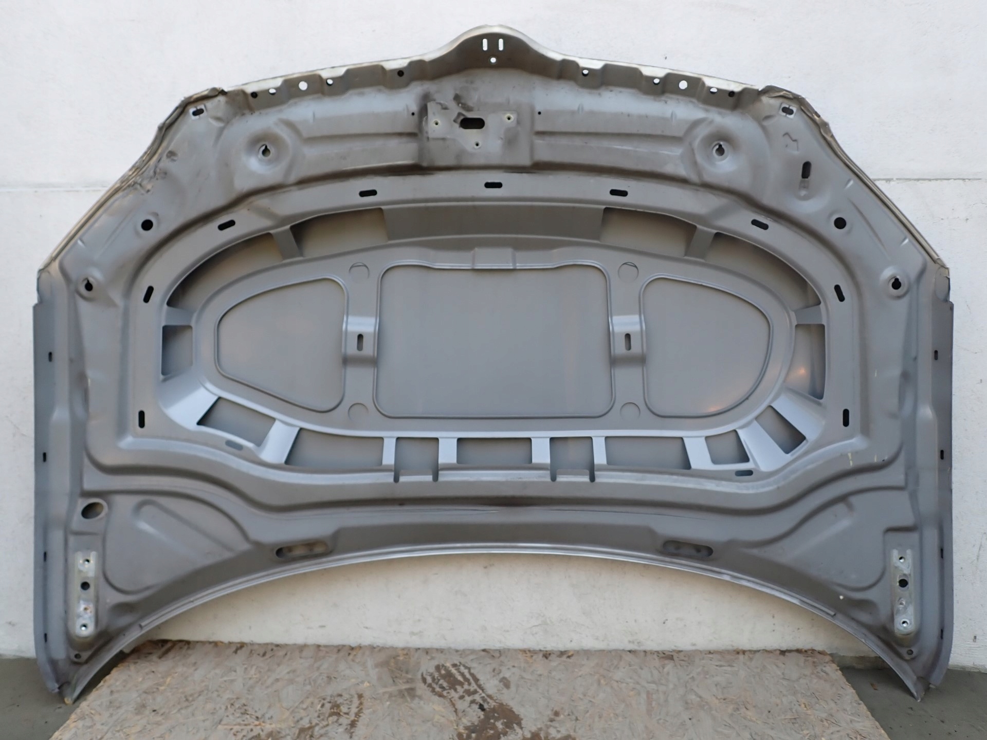 COFANO SKODA YETI 5L 2009-2013R 5L0823031