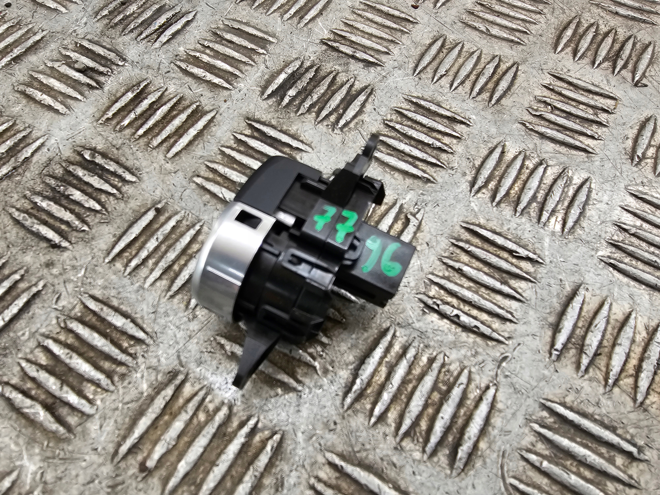 button START STOP BMW F10 9225230