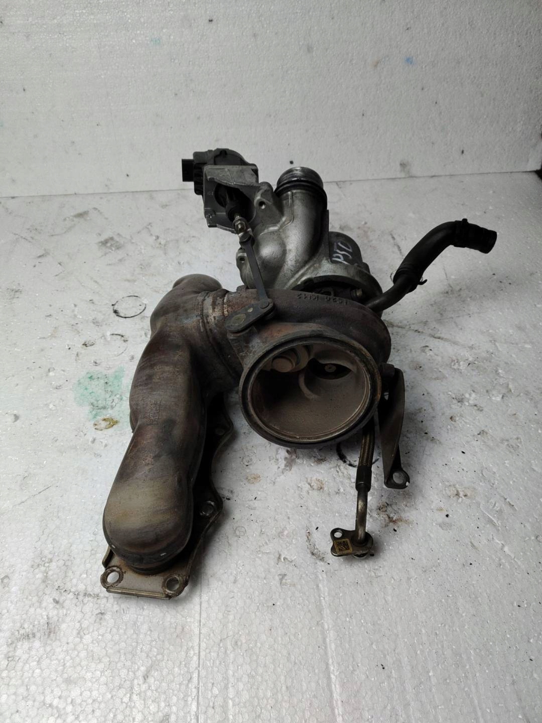 turbo BMW 3 F30 2013 49477-52600