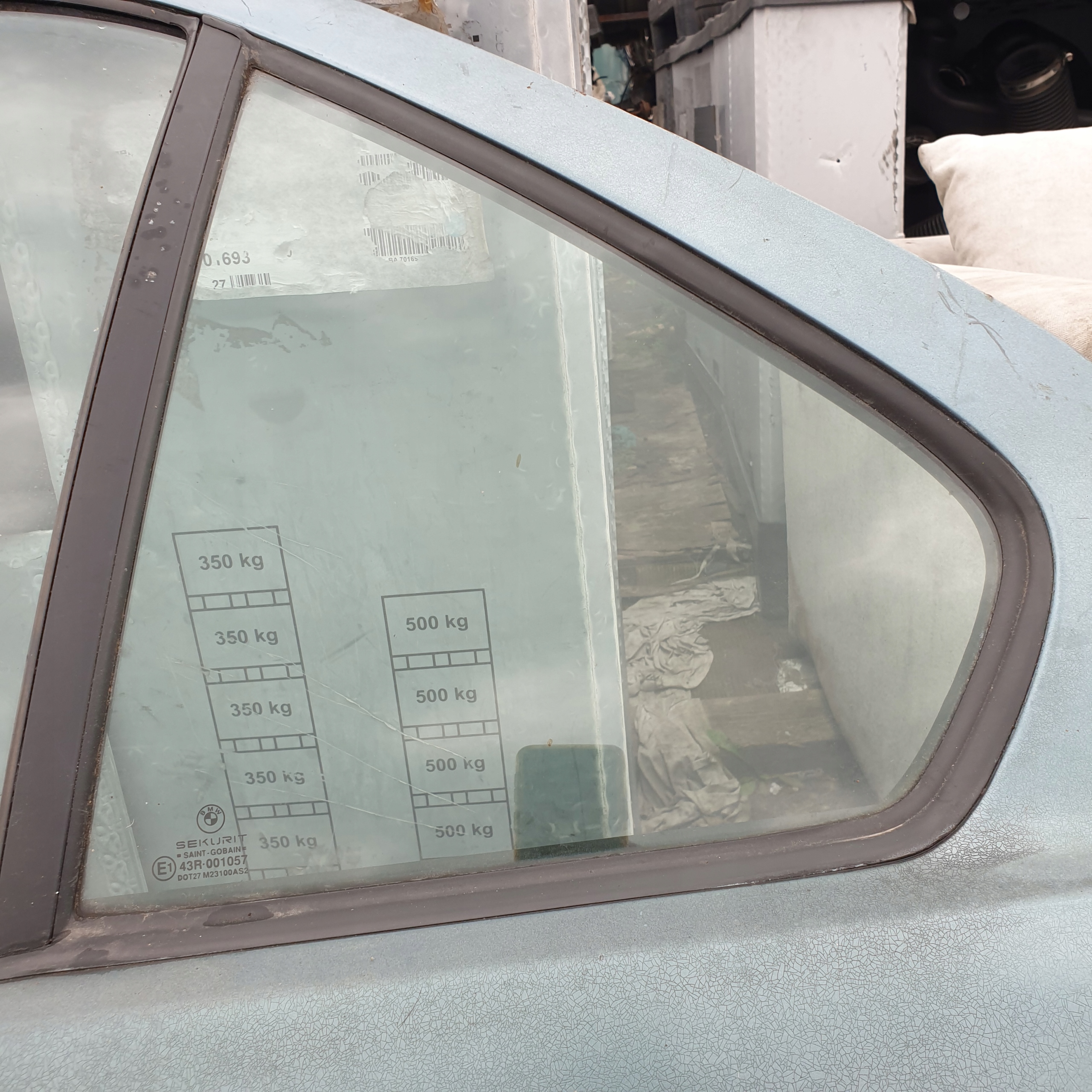 window side door left rear part BMW 3 E36 sedan OE