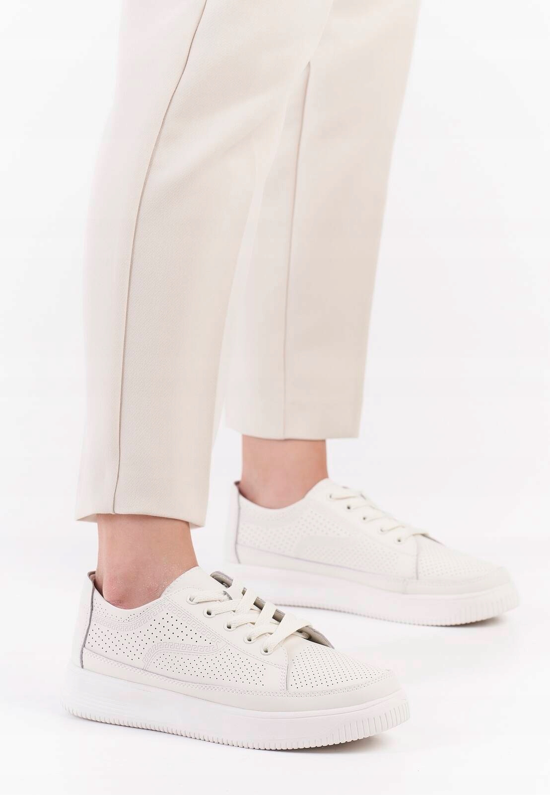 PÓŁBUTY DAMSKIE SERGIO LEONE SP020 BIAŁE SPORTOWE SKÓRA NATURALNA R 36 Wzór dominujący bez wzoru