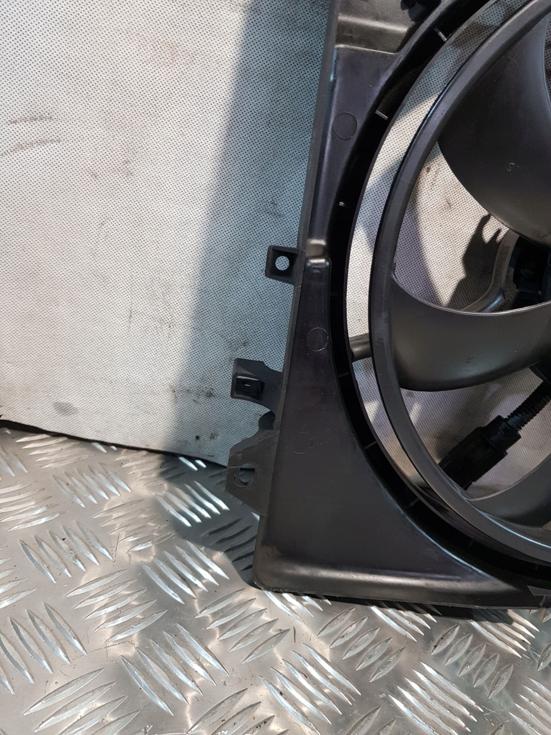 ventilátor chladiče HYUNDAI GETZ 1.5D 04R