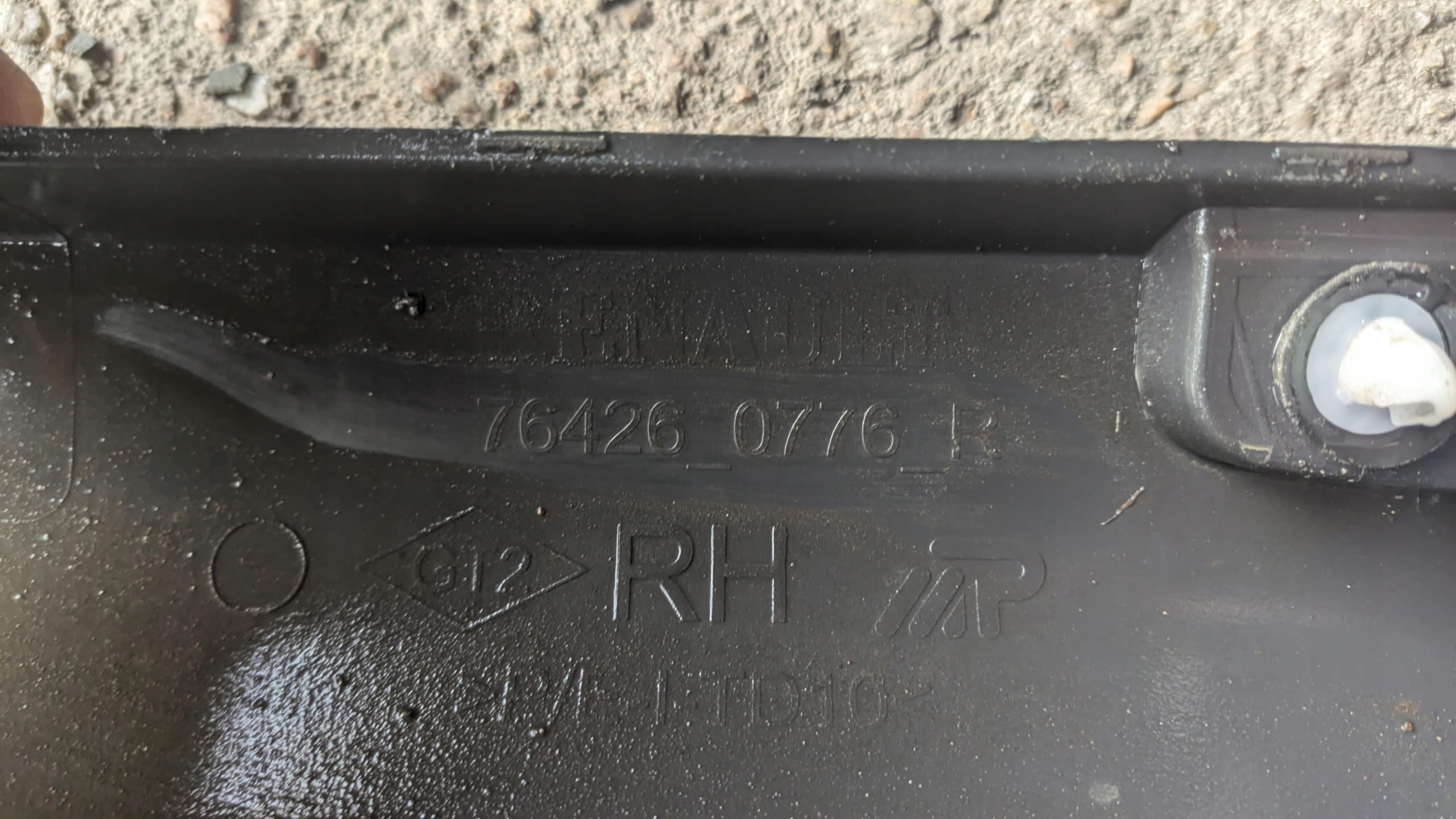 DACIA SANDERO II STEPWAY 13R moulding threshold right 764260776R