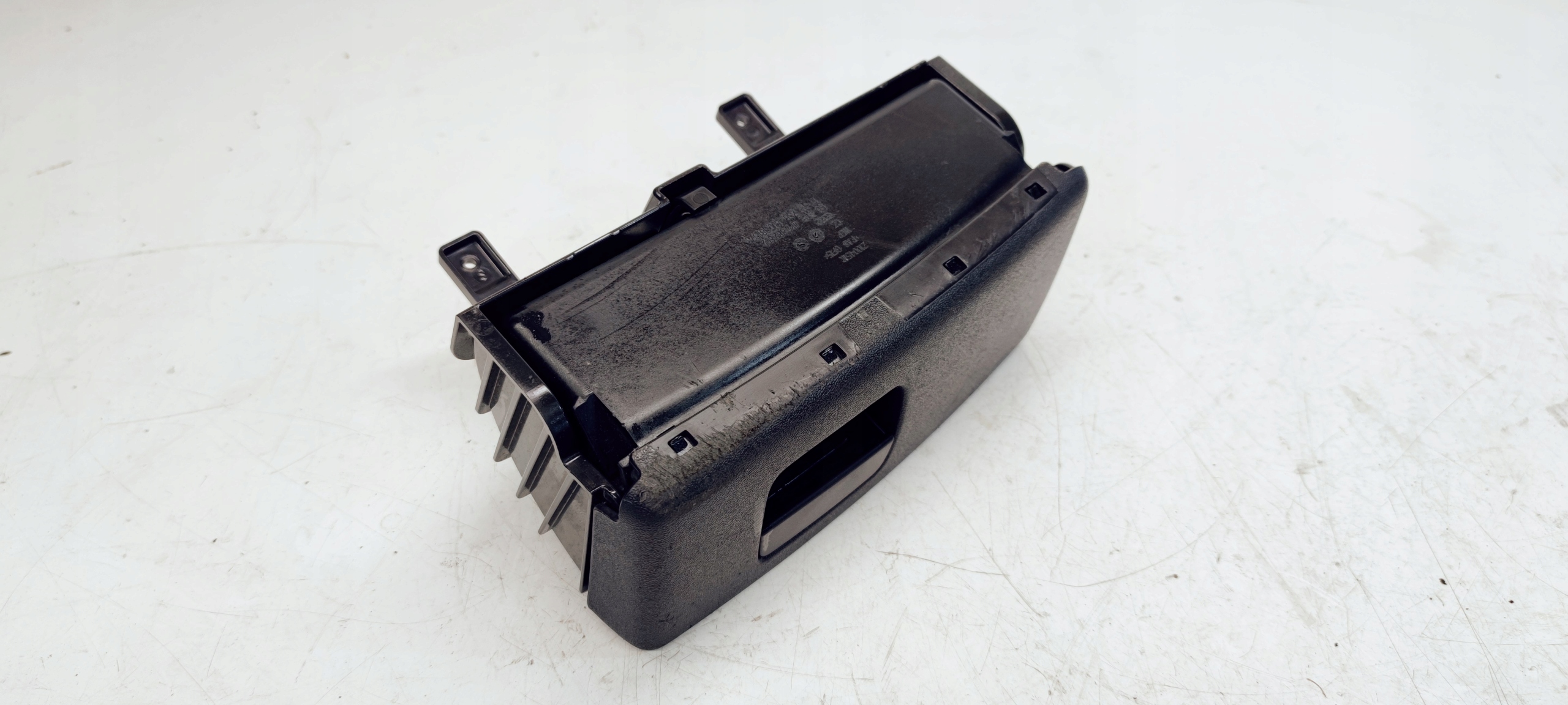 Handschuhfach SITZ rechts AUDI A6 C6 4F0882602 schwarzer