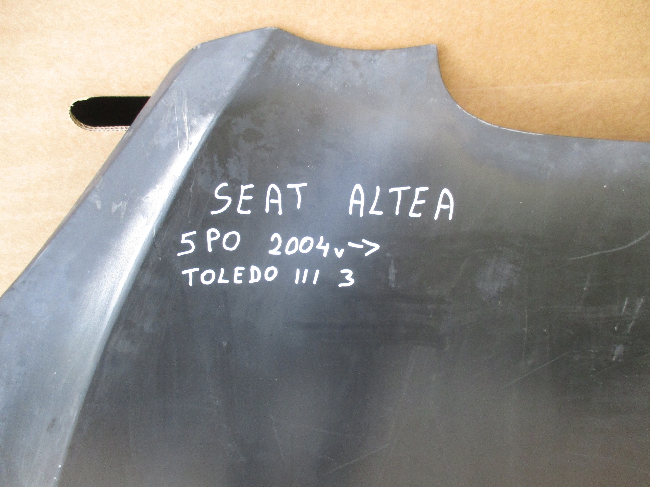 cofano Seat Altea 5P0 2004r- Toledo 3 III 5P0823155C