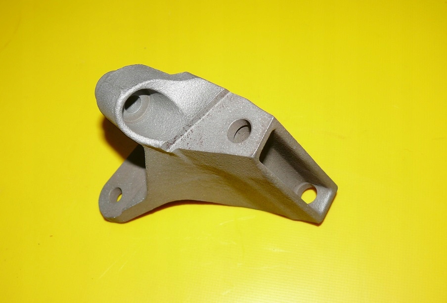 holder holder bracket alternator AUDI A6 C5 A4 B6 3.0 220KM ASN 06C903143A