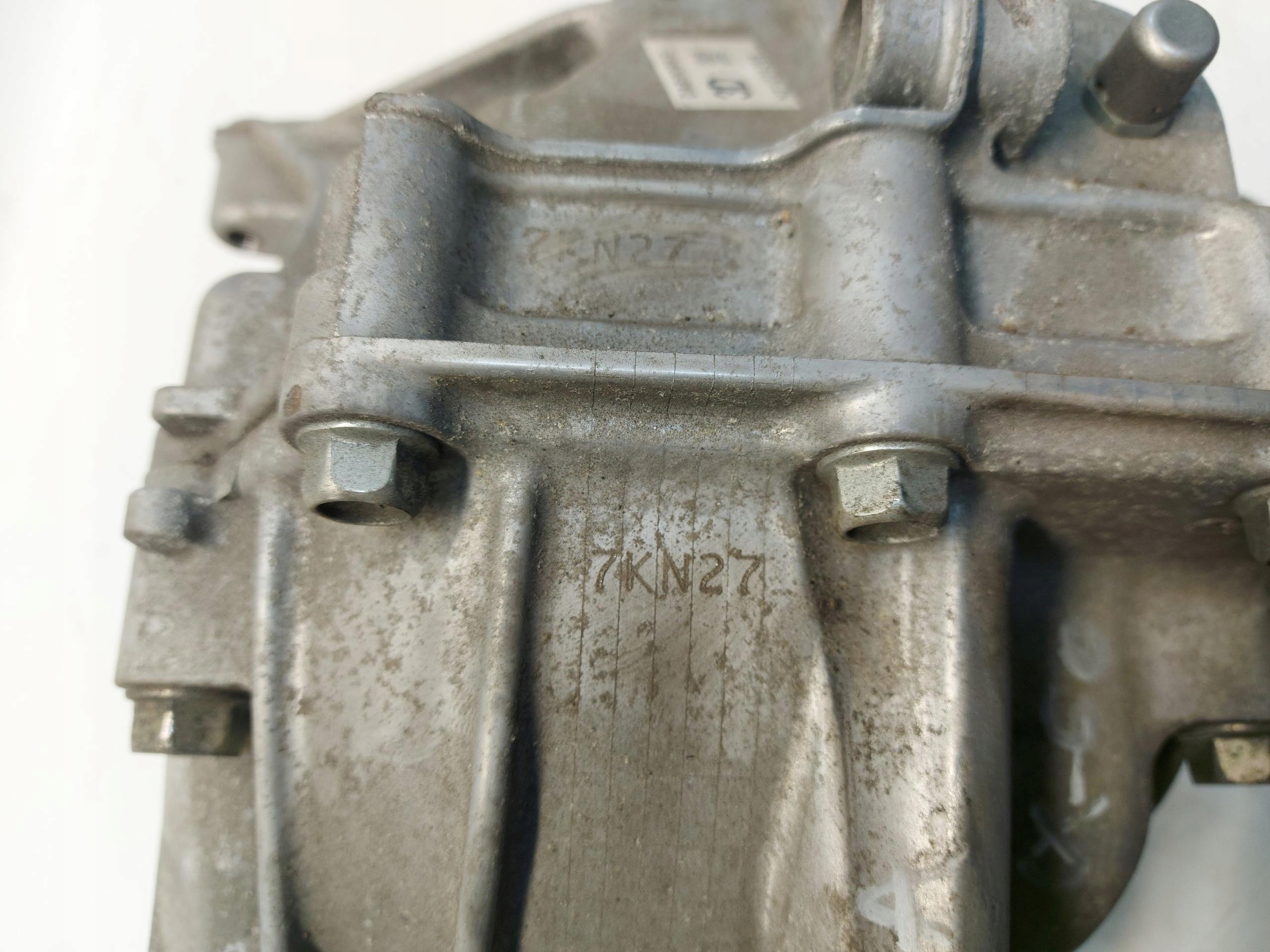 Mazda CX60 PHEV reduktor differential diff rear part N211225268